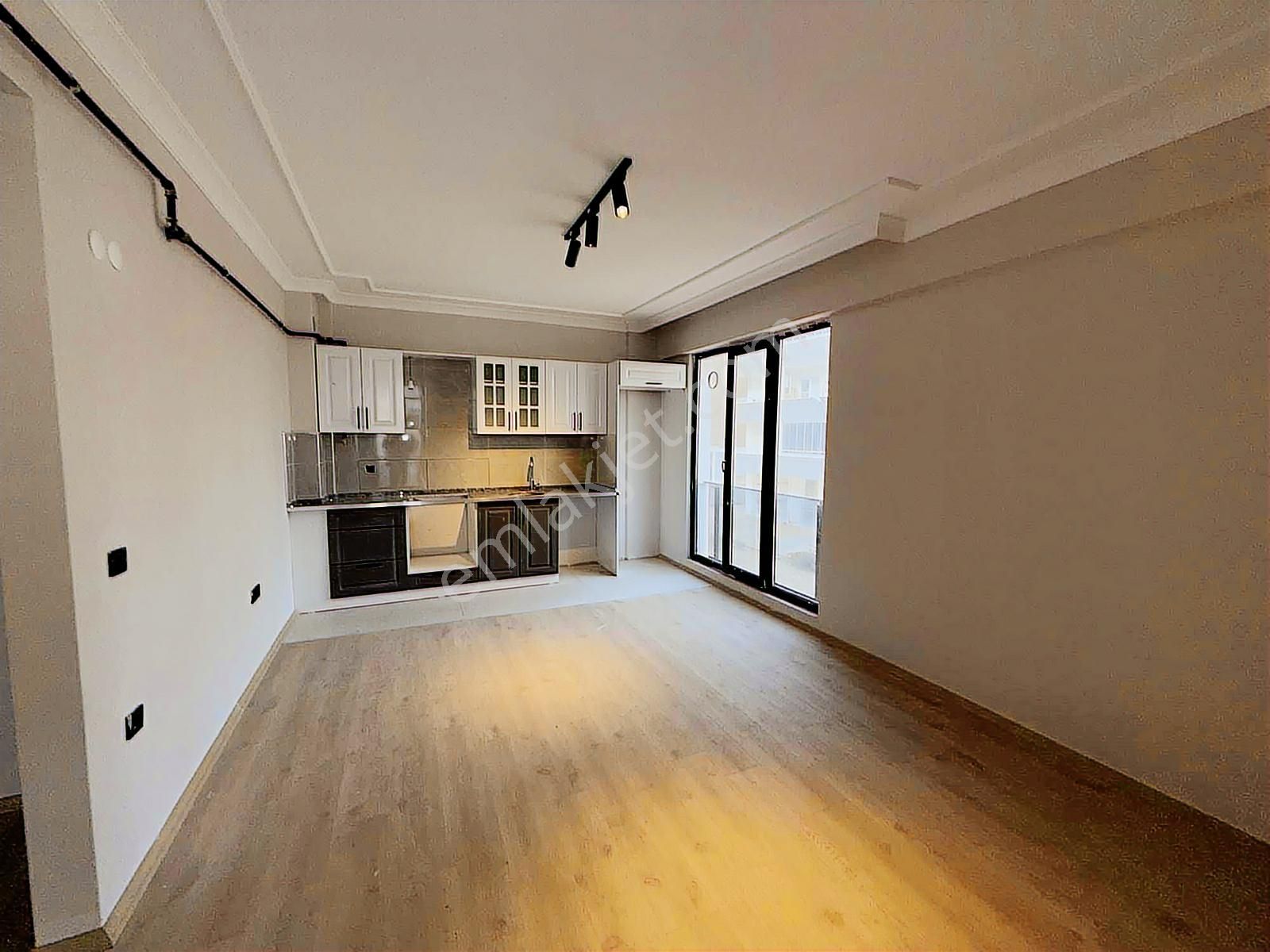 Tramvaya Sahile Yürüme Mesafesinde Lüks 1+1 Daire - Görsel 17