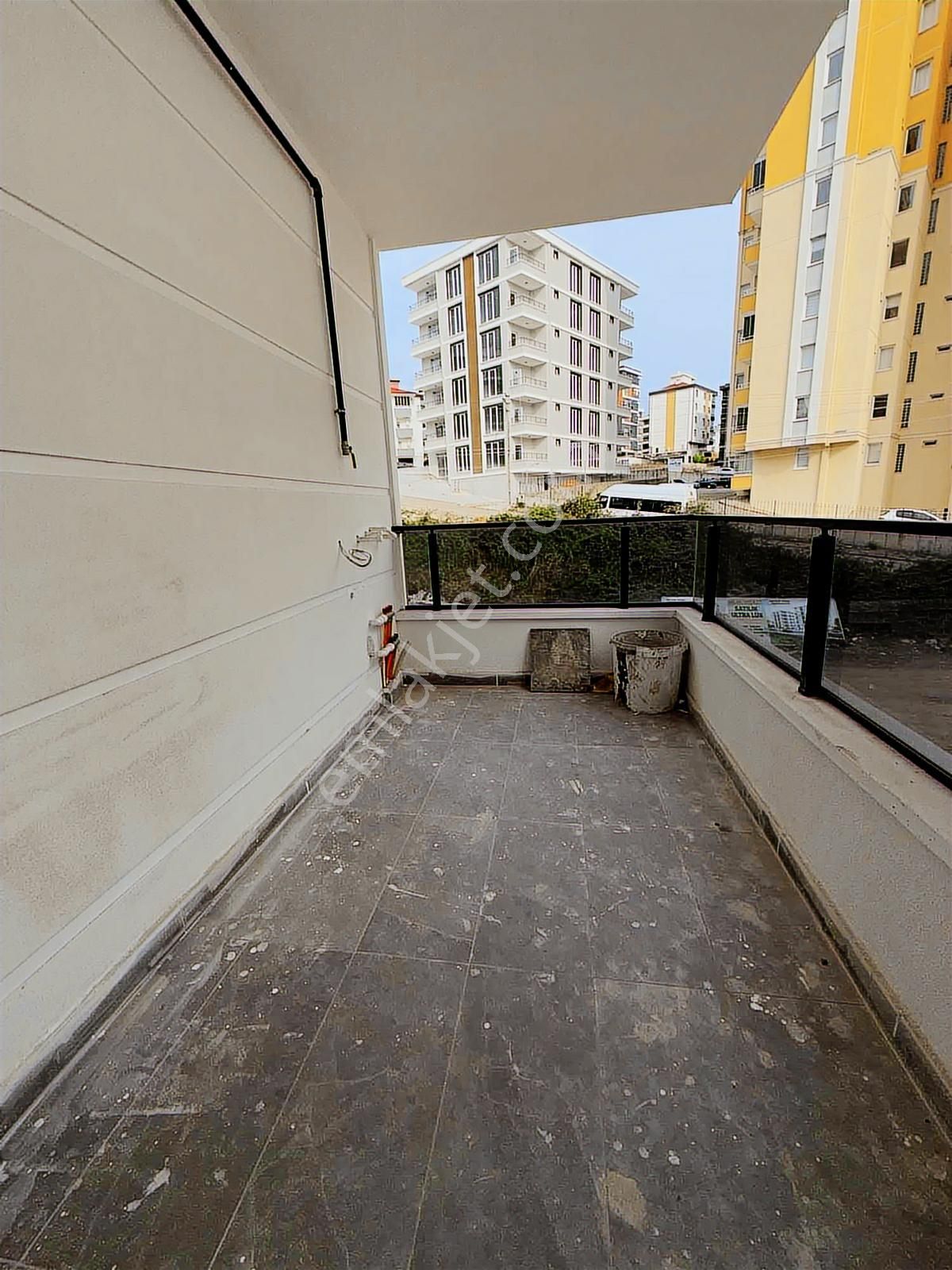 Tramvaya Sahile Yürüme Mesafesinde Lüks 1+1 Daire - Görsel 4