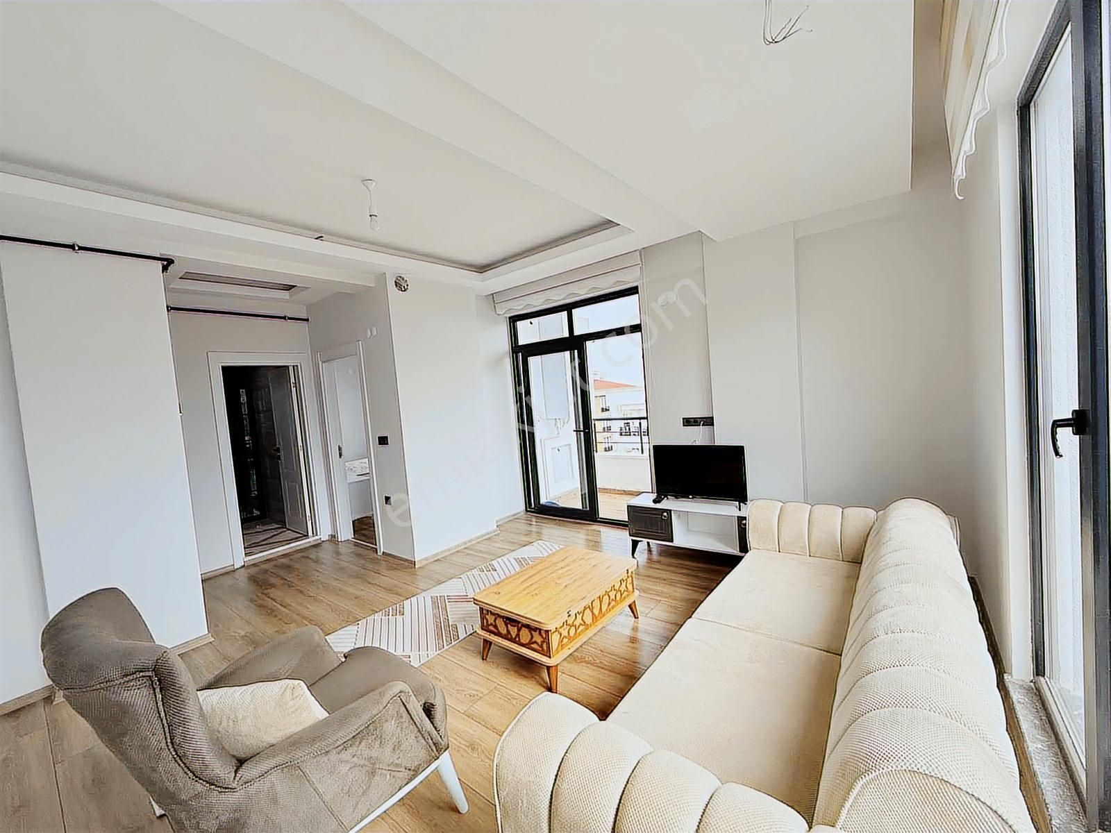 Muhteşem Deniz Manzaralı Tramvaya 5 Dk Lüks 1+1 Daire - Görsel 2