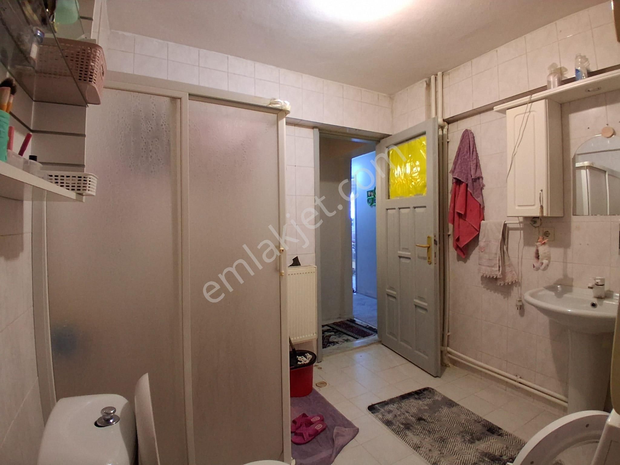 Balçova Korutürk Mahallesinde Satılık Zemin Daire - Görsel 12