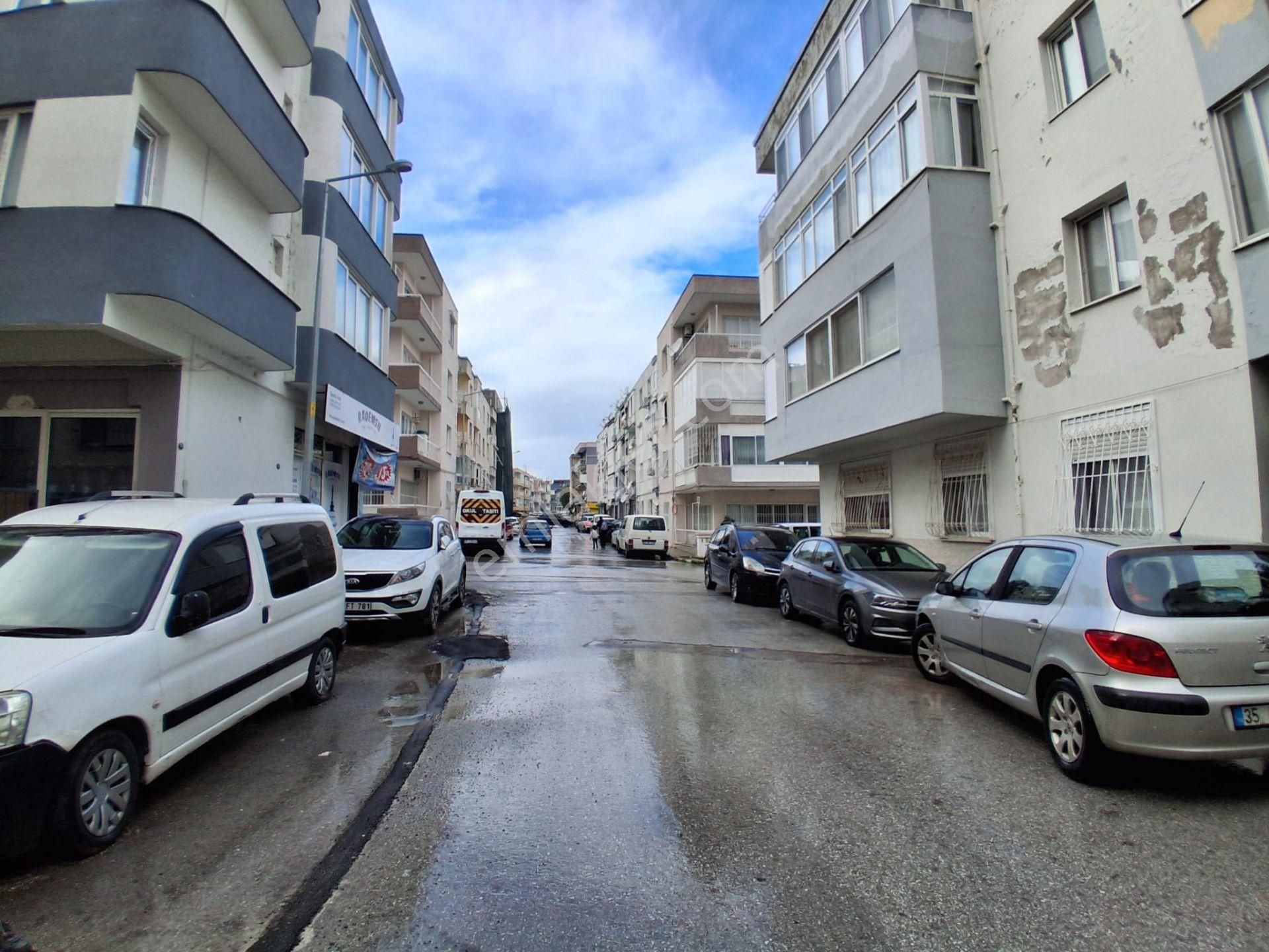 Balçova Korutürk Mahallesinde Satılık Zemin Daire - Görsel 2