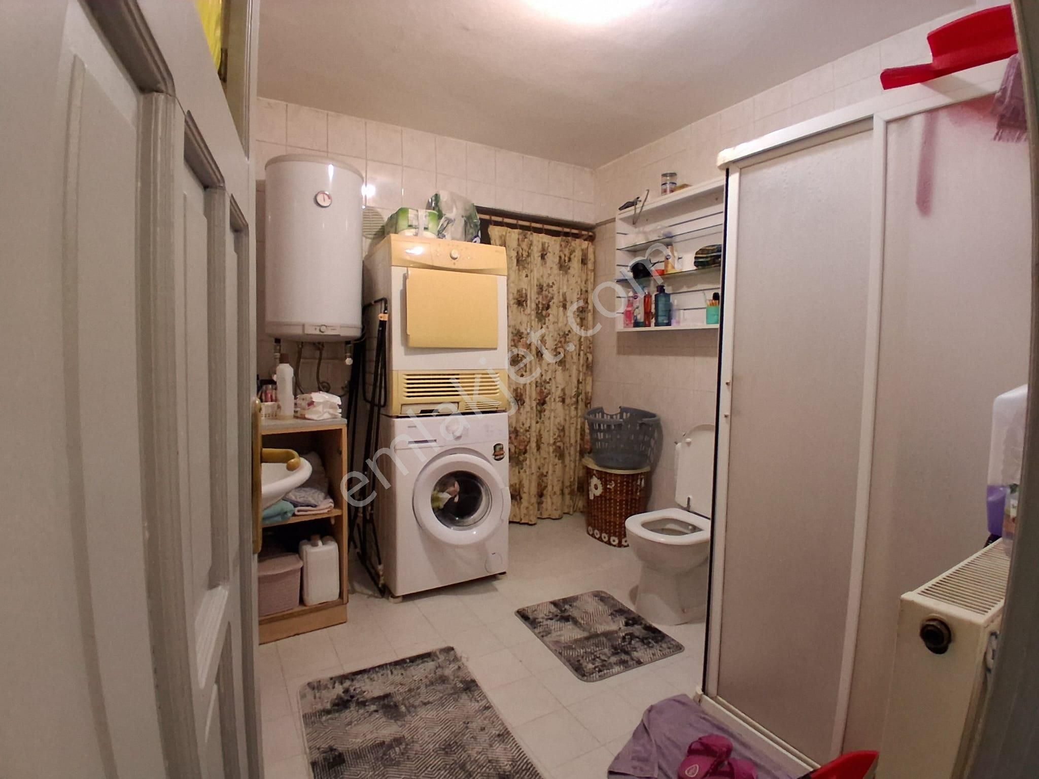 Balçova Korutürk Mahallesinde Satılık Zemin Daire - Görsel 14