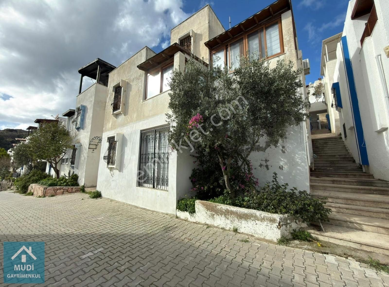 Bodrum Bankev Satılık Fırsat Alt Dubleks Daire