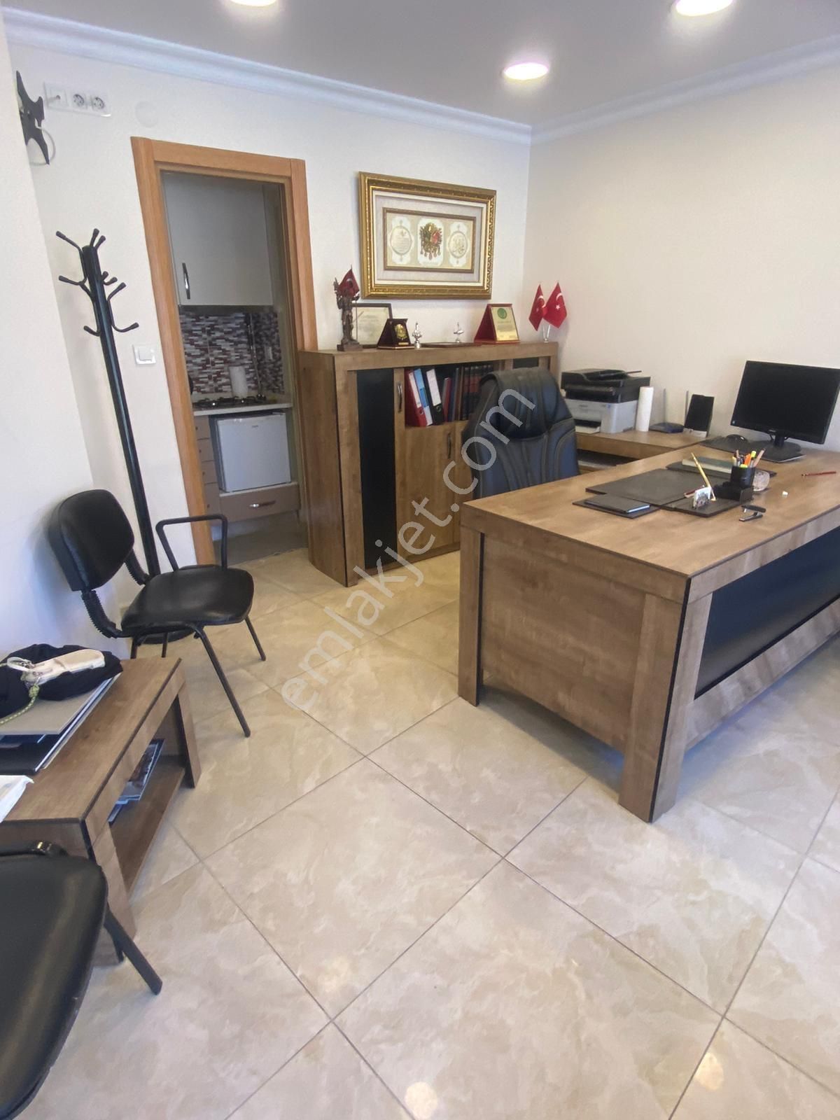 Kiralık Ofis - Full Eşyalı - Cadde Üzeri - Görsel 2
