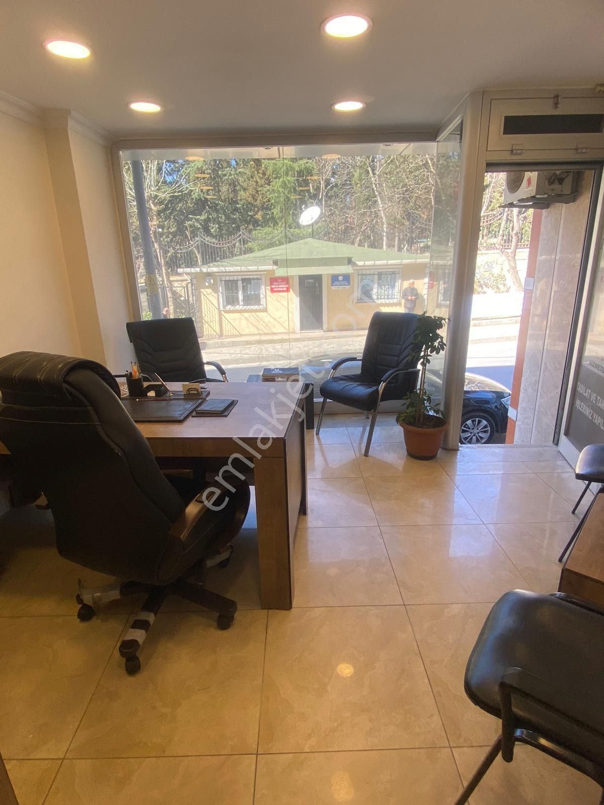 Kiralık Ofis - Full Eşyalı - Cadde Üzeri - Görsel 11