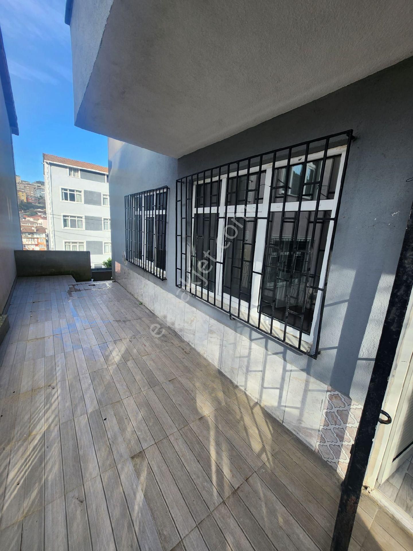 Sarıyer Tarabya Mahallesinde 3+1 Bahçe - Görsel 14