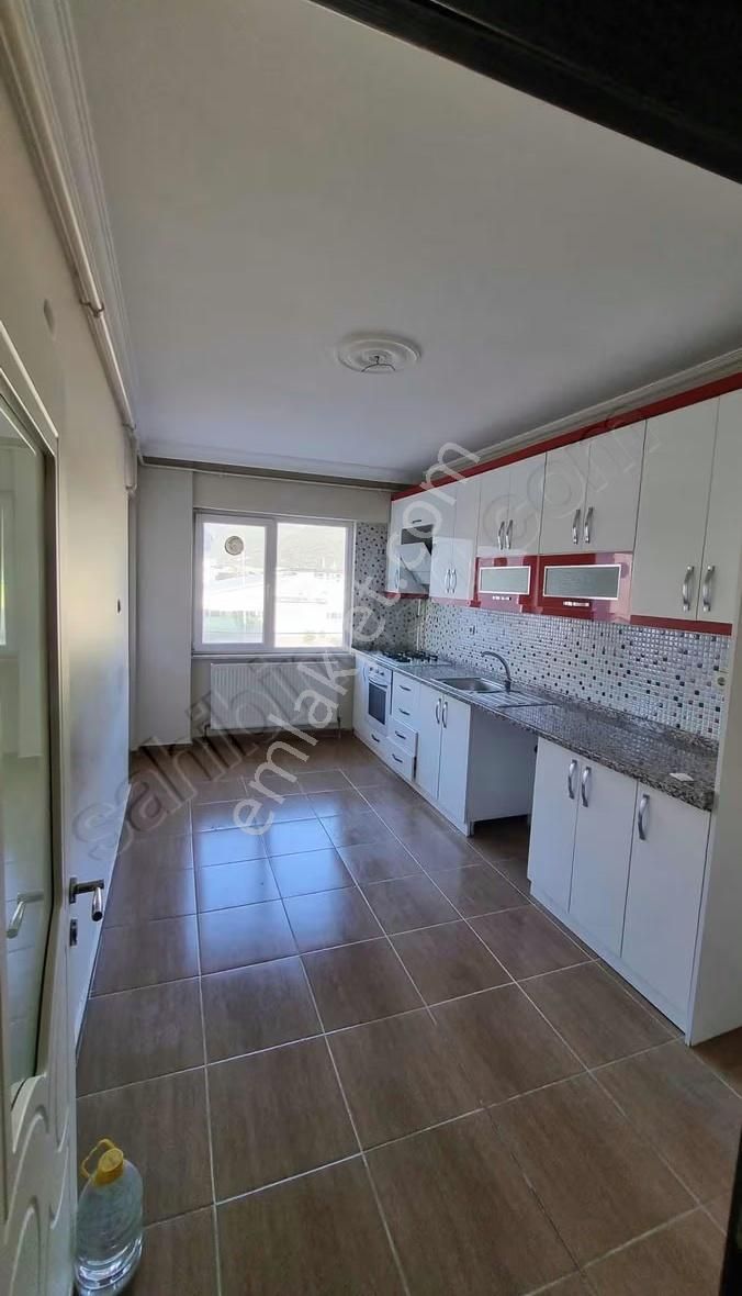 Gemlik Zeytin Hali Civarı Kiralık Yeni Daire - Görsel 5