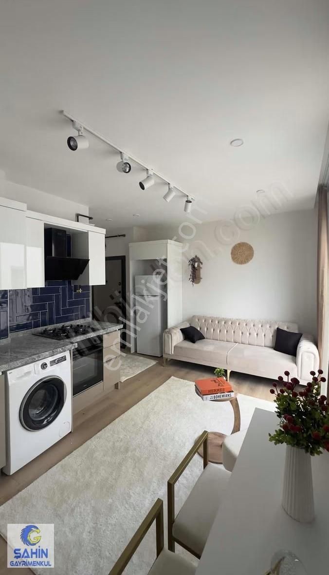 Körfezde Lüx Esyalı 1+1 Daire