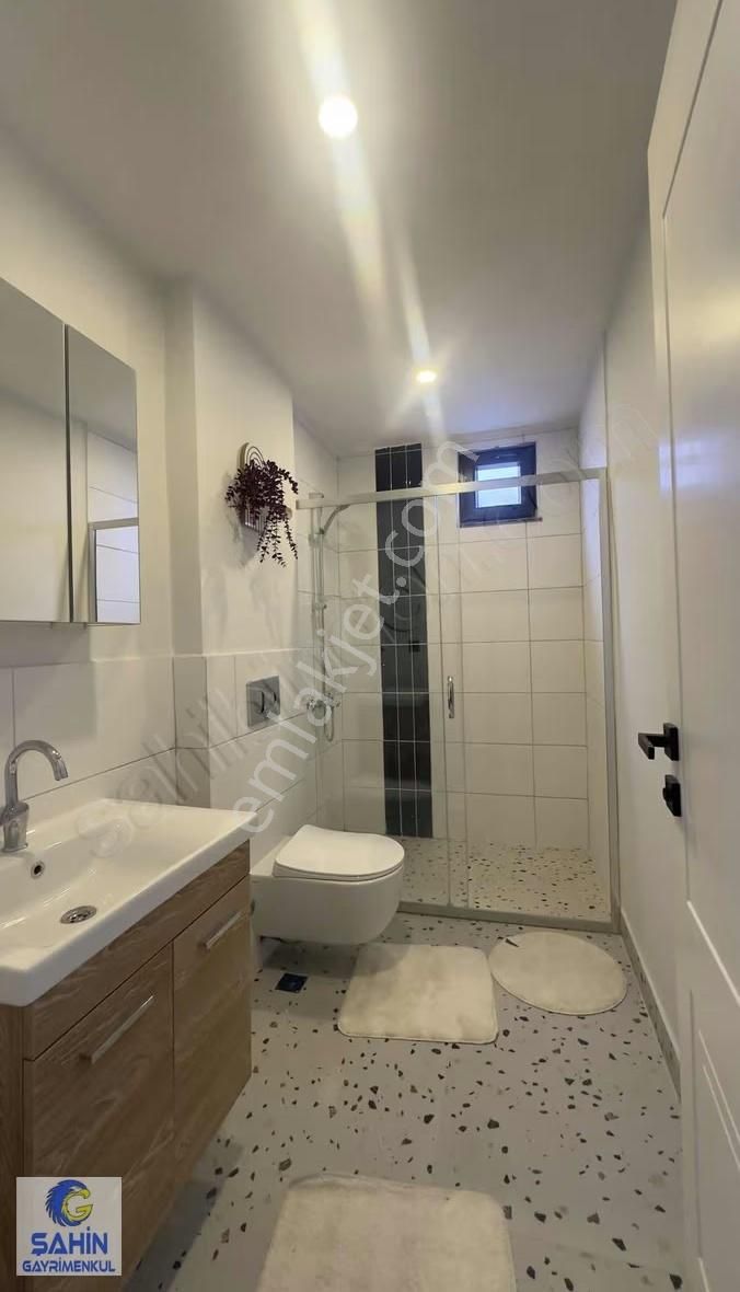 Körfezde Lüx Esyalı 1+1 Daire - Görsel 22