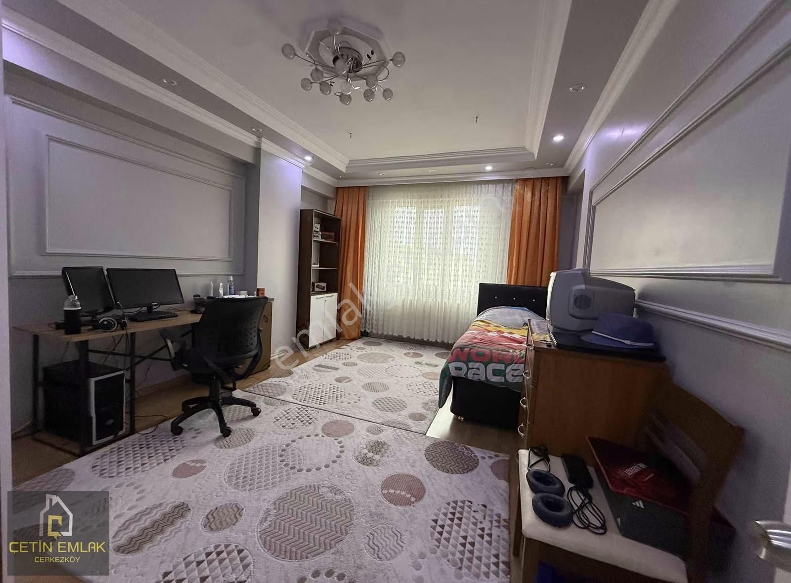 Çetin'den Köşem Mevki 140m² İskanlı Asansörlü 3+1 Arakat Daire - Görsel 21