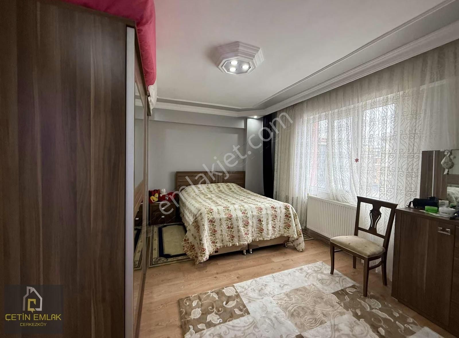 Çetin'den Köşem Mevki 140m² İskanlı Asansörlü 3+1 Arakat Daire - Görsel 15