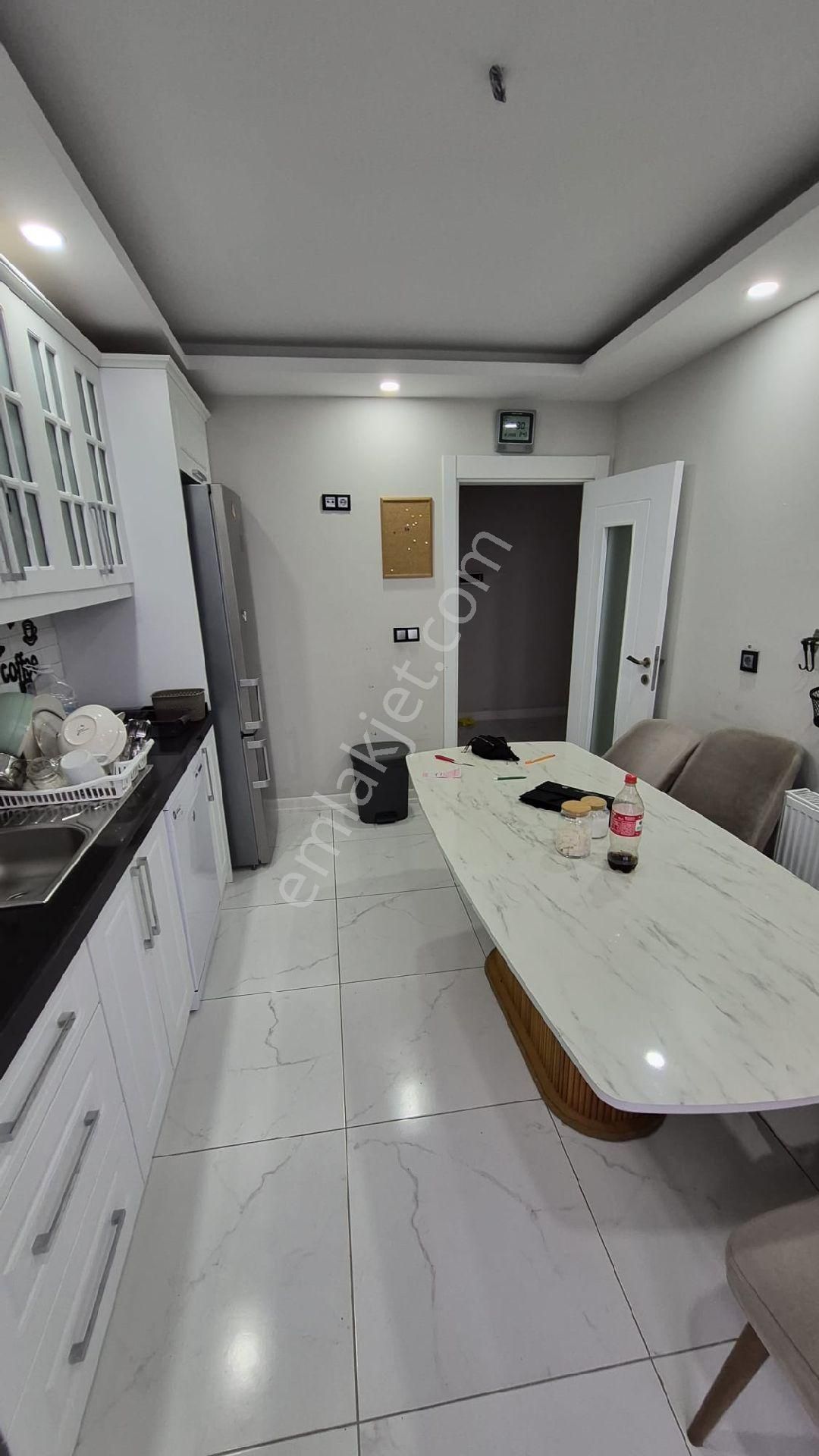 Kavaklı'da Kiralık Site İçinde 2+1 Daire Boş Daire - Görsel 14