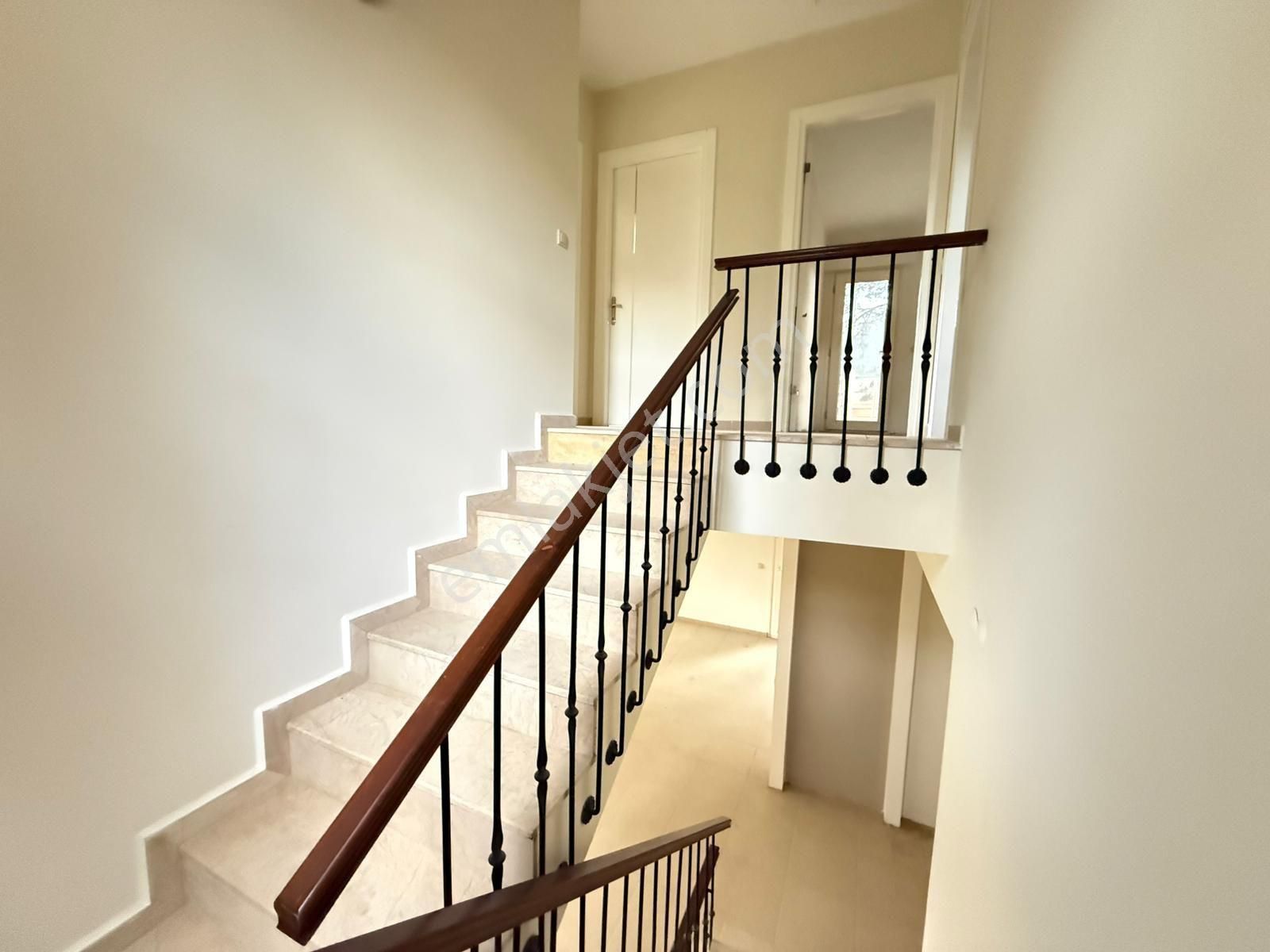 ‎🏡 Kuşadası Soğucak’ta Doğa İçinde ‎deniz Manzaralı Tek Müstakil Viila - Görsel 18