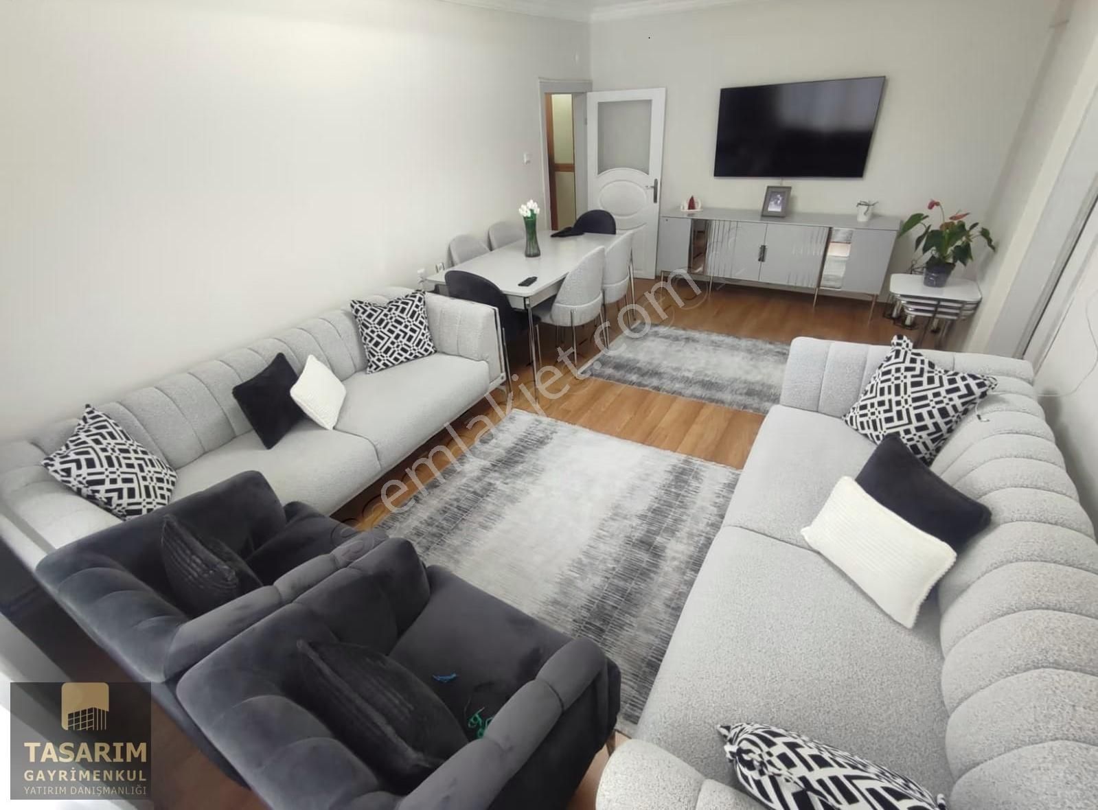 Sincan Maraşal Çakmak Mahallesinde Cadde Üzeri Ara Kat Fırsat !!