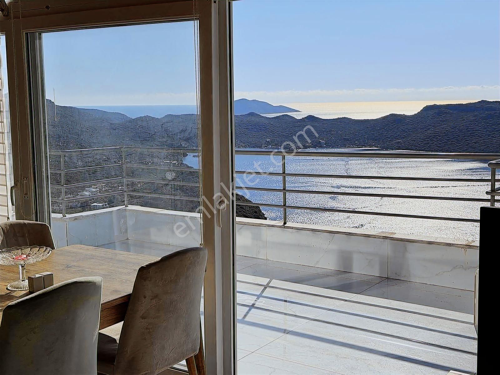 Kaş Mega Dan Eşyalı Fulll Deniz Manzaralı Teraslı Daire - Görsel 8
