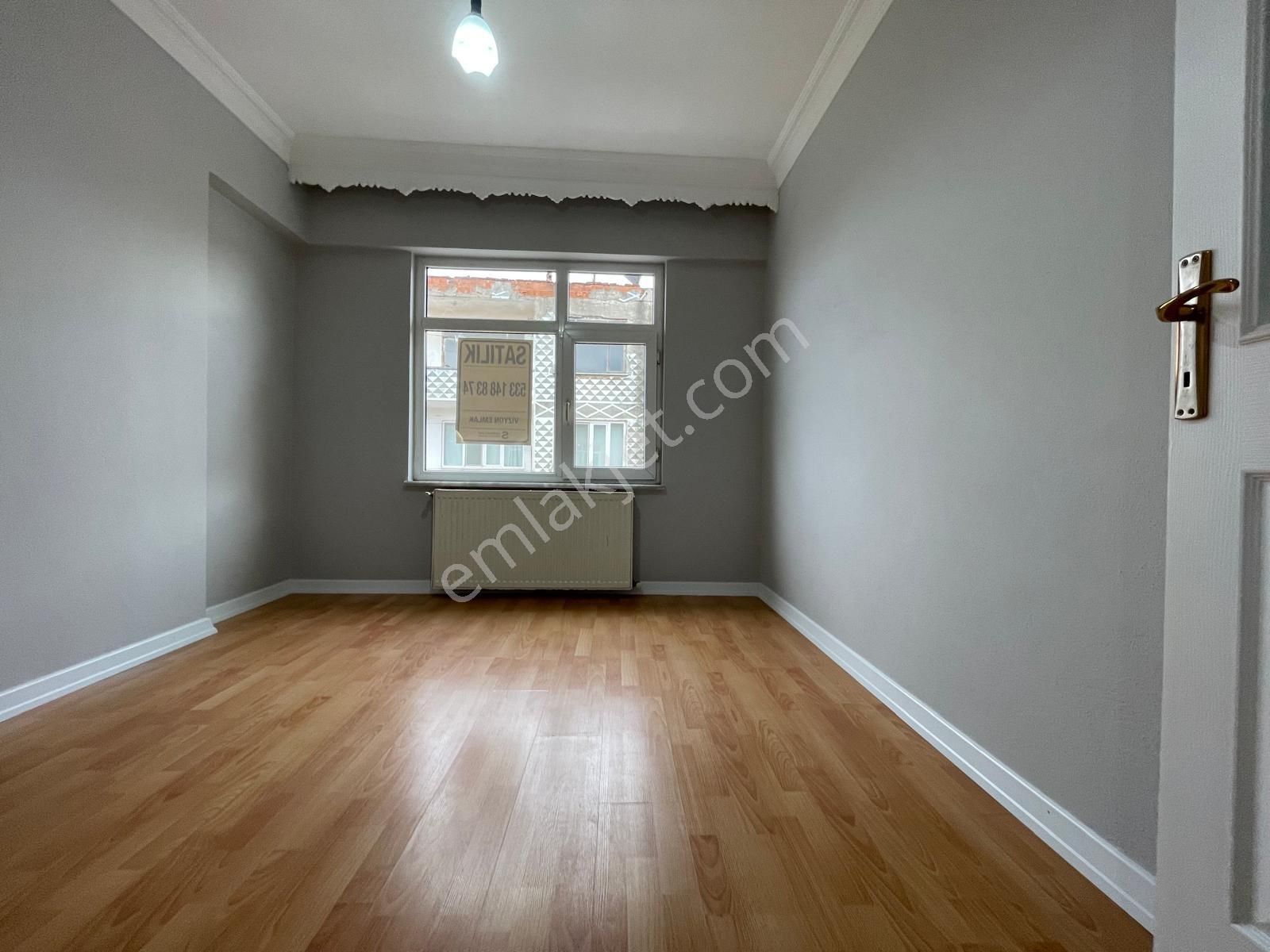 Çarşı Merkezde Açık Cephe Köşe Model Mutfak Ayrı 2+1 Daire - Görsel 19
