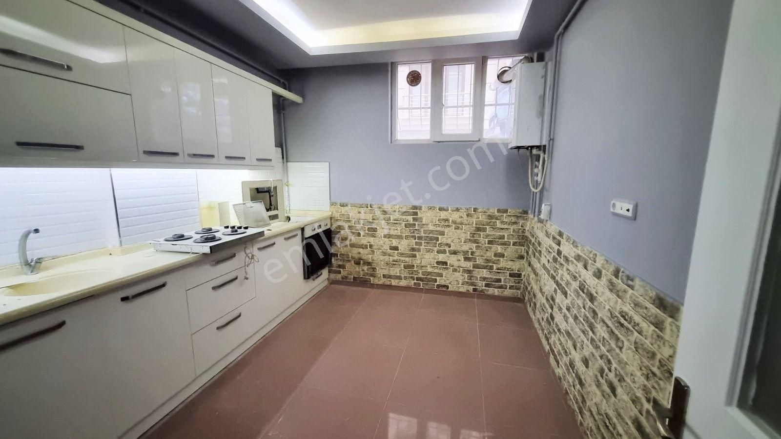 Mudanya Güzelyalı Burgaz Mh Satılık Geniş 2+1 Daire