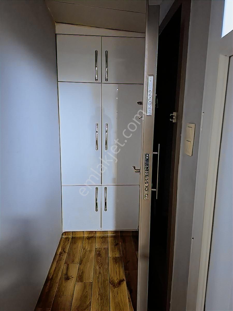 Bornova İnönü Mah Ful Eşyalı Kiralık Daire