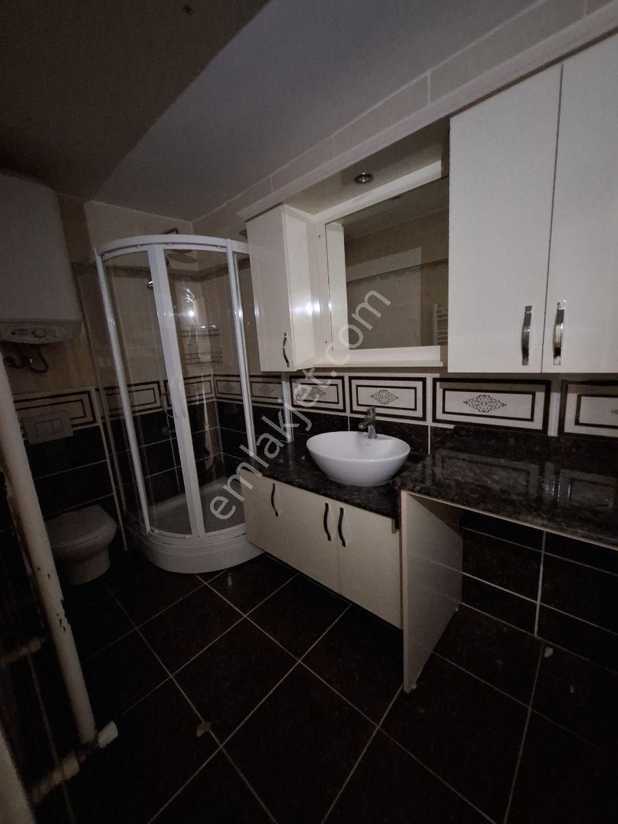 Bayraklı Osmangazıde Kiralık 3+1 Daire - Görsel 12