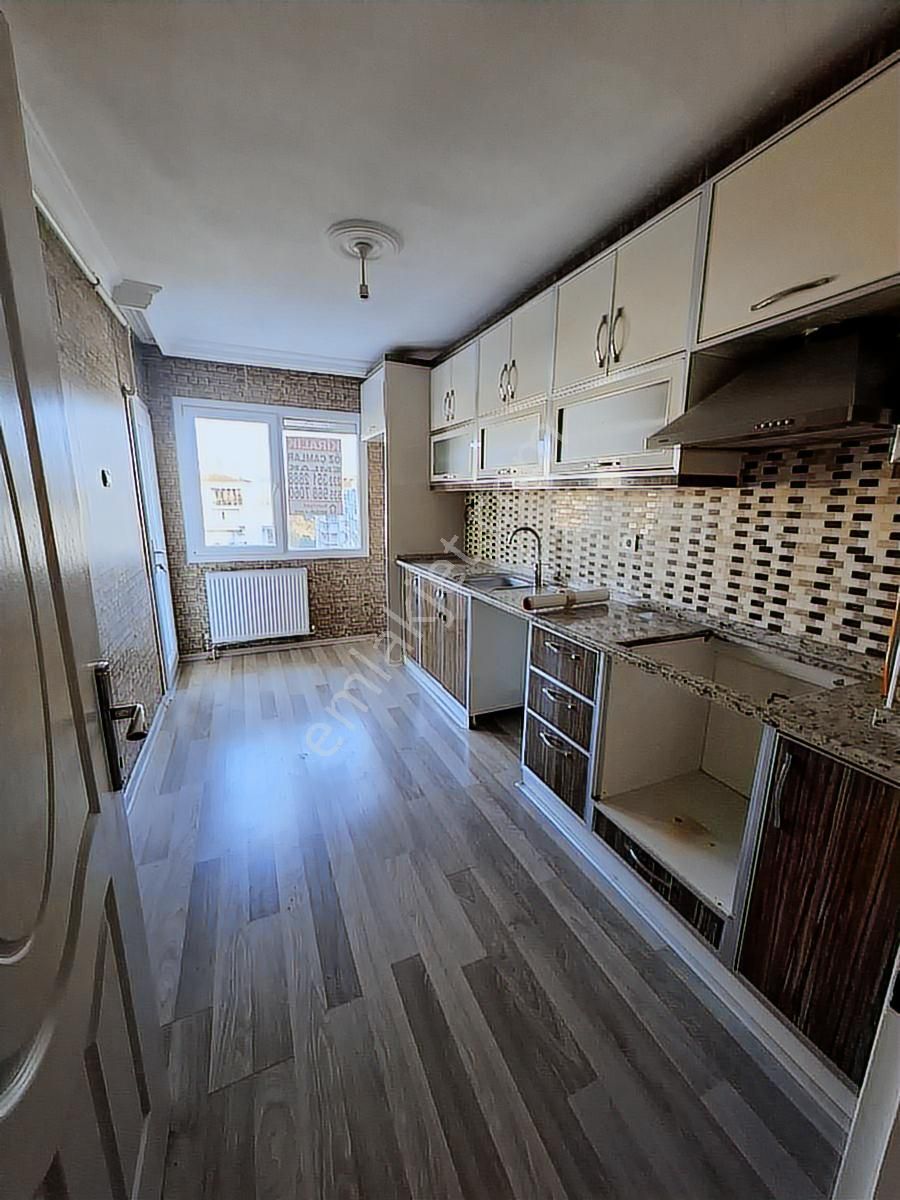 Bayraklı Osmangazıde Kiralık 3+1 Daire - Görsel 9