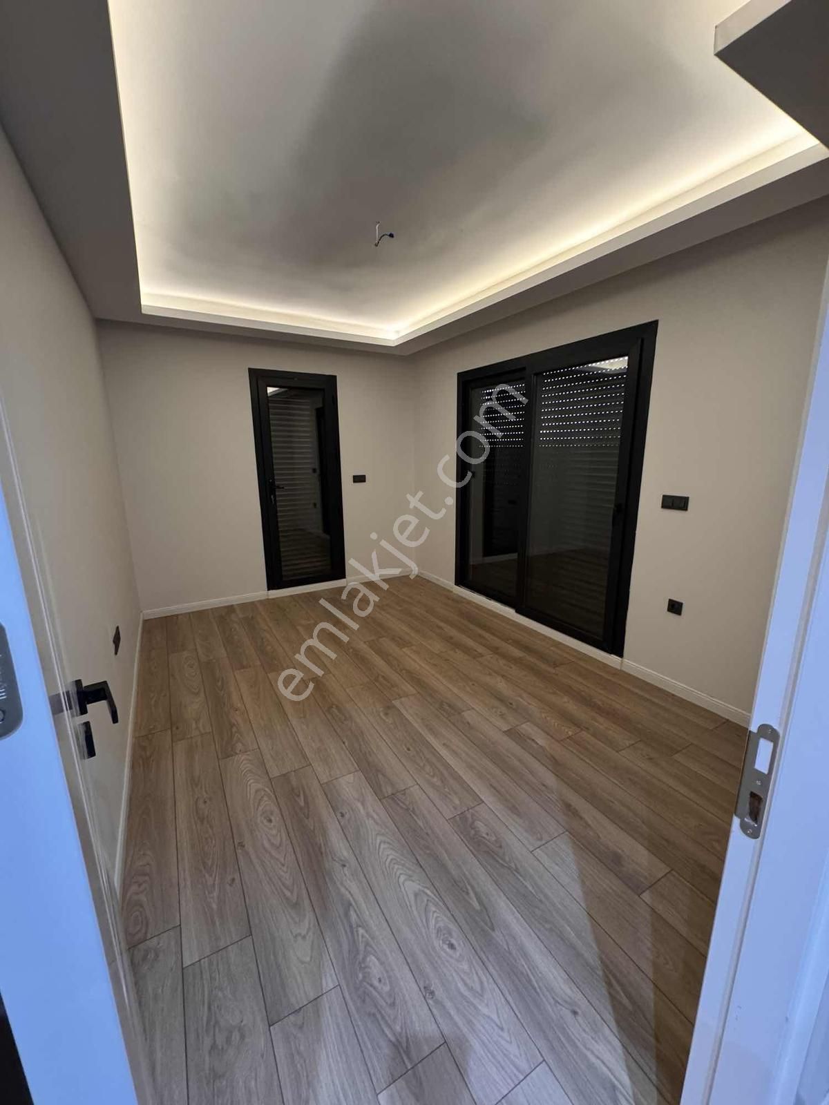 Villamız Bornova Atatürk Mah 4+1 Triplex - Görsel 9