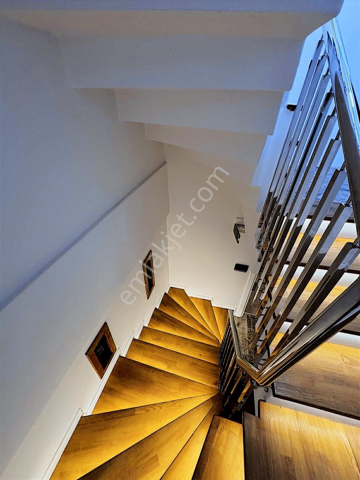 Villamız Bornova Atatürk Mah 4+1 Triplex - Görsel 5