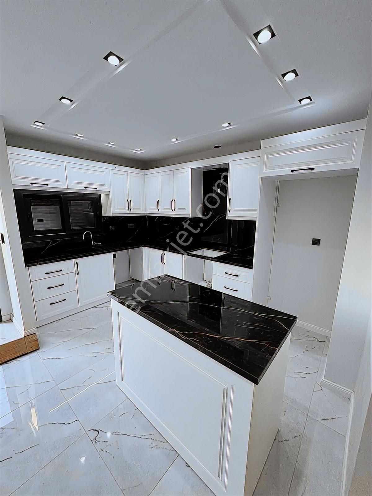 Villamız Bornova Atatürk Mah 4+1 Triplex - Görsel 2