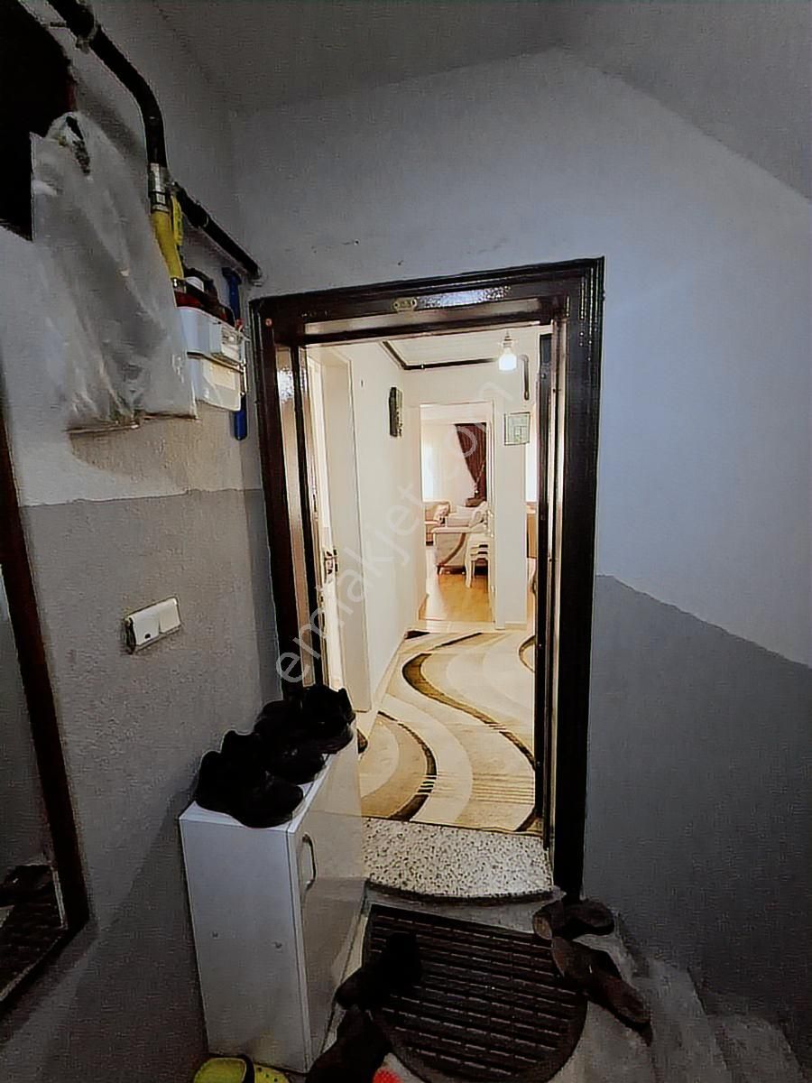 Bornova Merkezde Satılık Daire