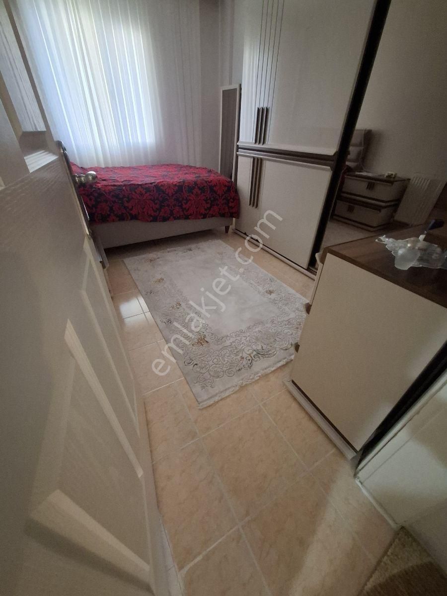 Bornova Merkezde Satılık Daire - Görsel 5