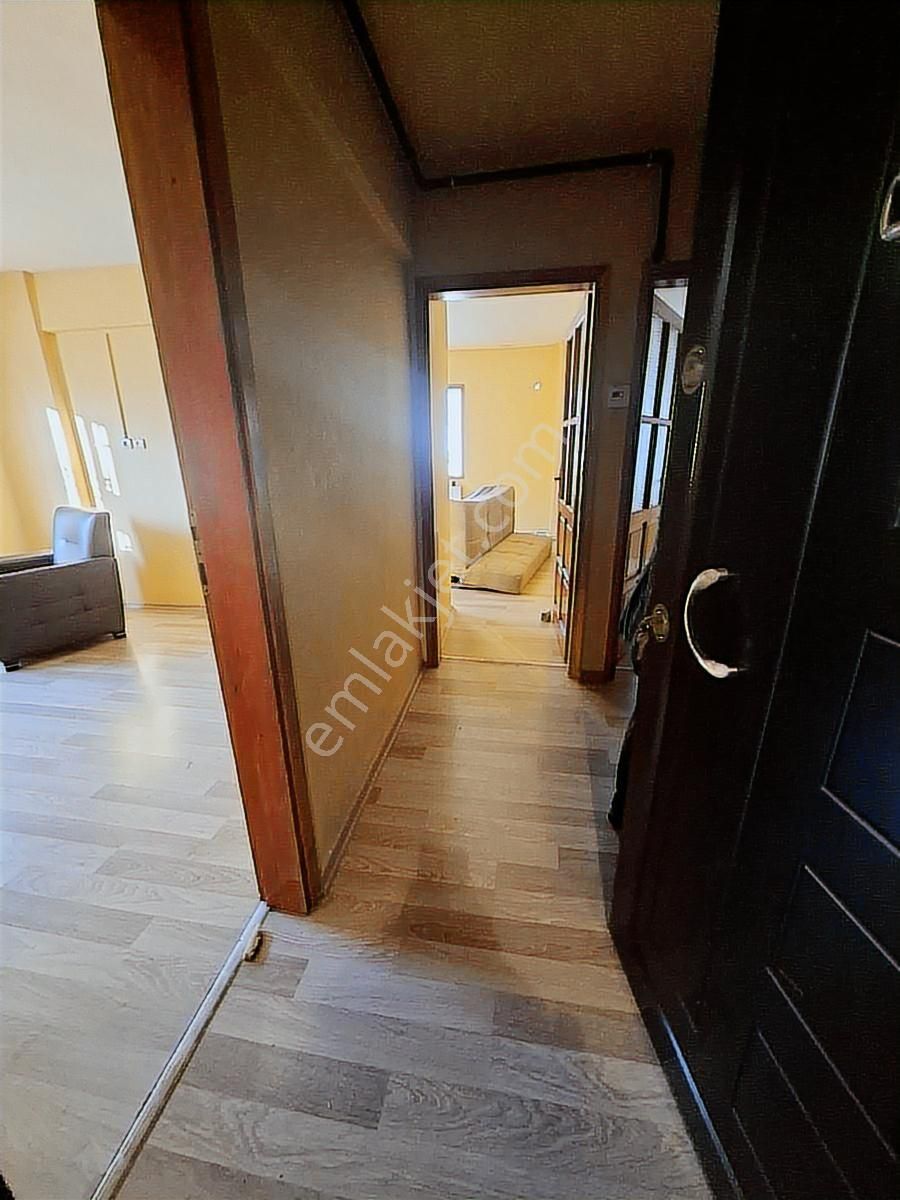 Bornova Merkezde Satılık Daire