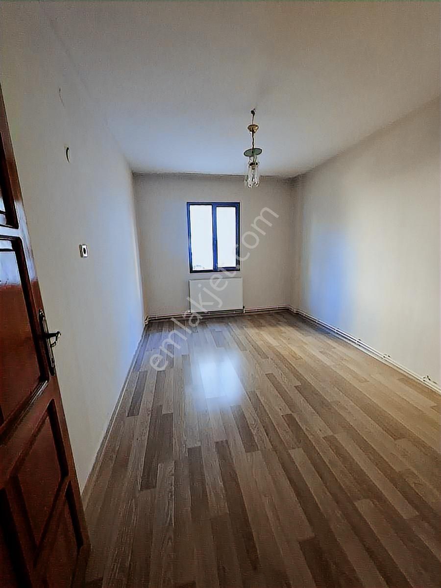 Bornova Merkezde Satılık Daire - Görsel 3