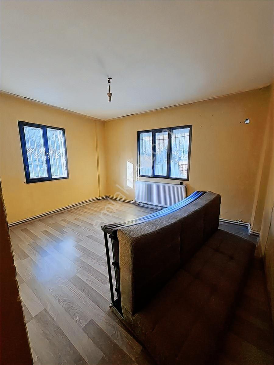 Bornova Merkezde Satılık Daire - Görsel 2