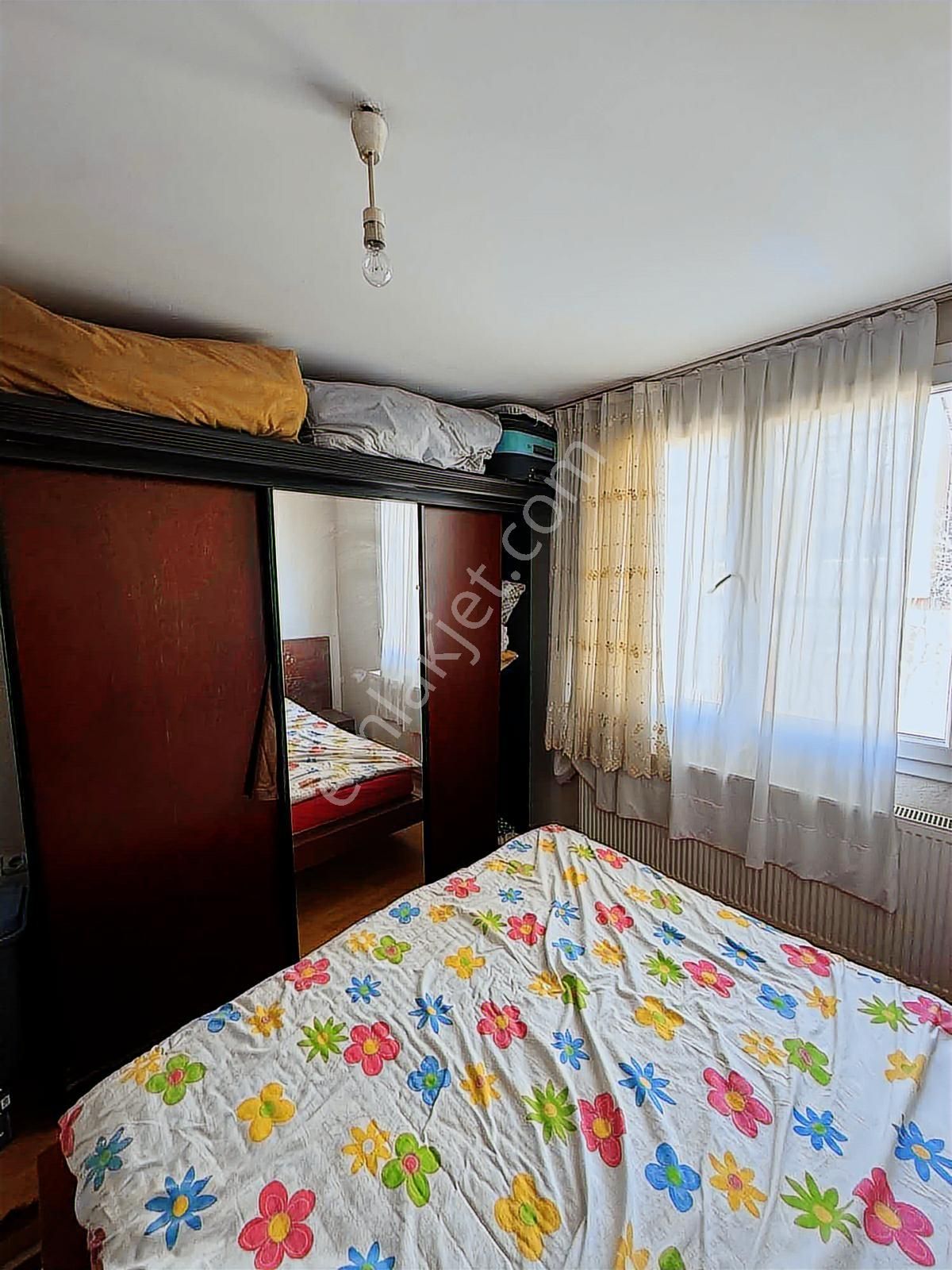 Bornova Atatürk Mah 3+1 Eşyalı Daire - Görsel 31