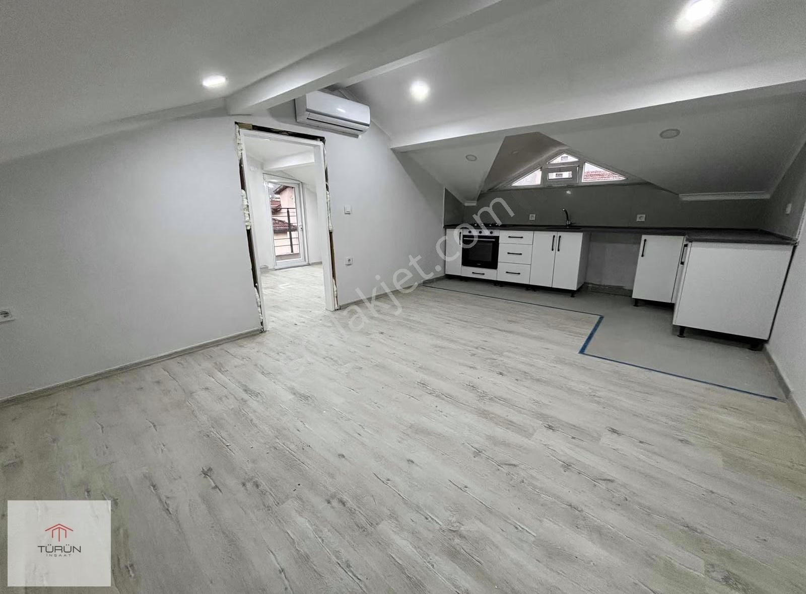 Fethiye Tuzla Mahallesinde 1+1 Kiralık Çatı Katı