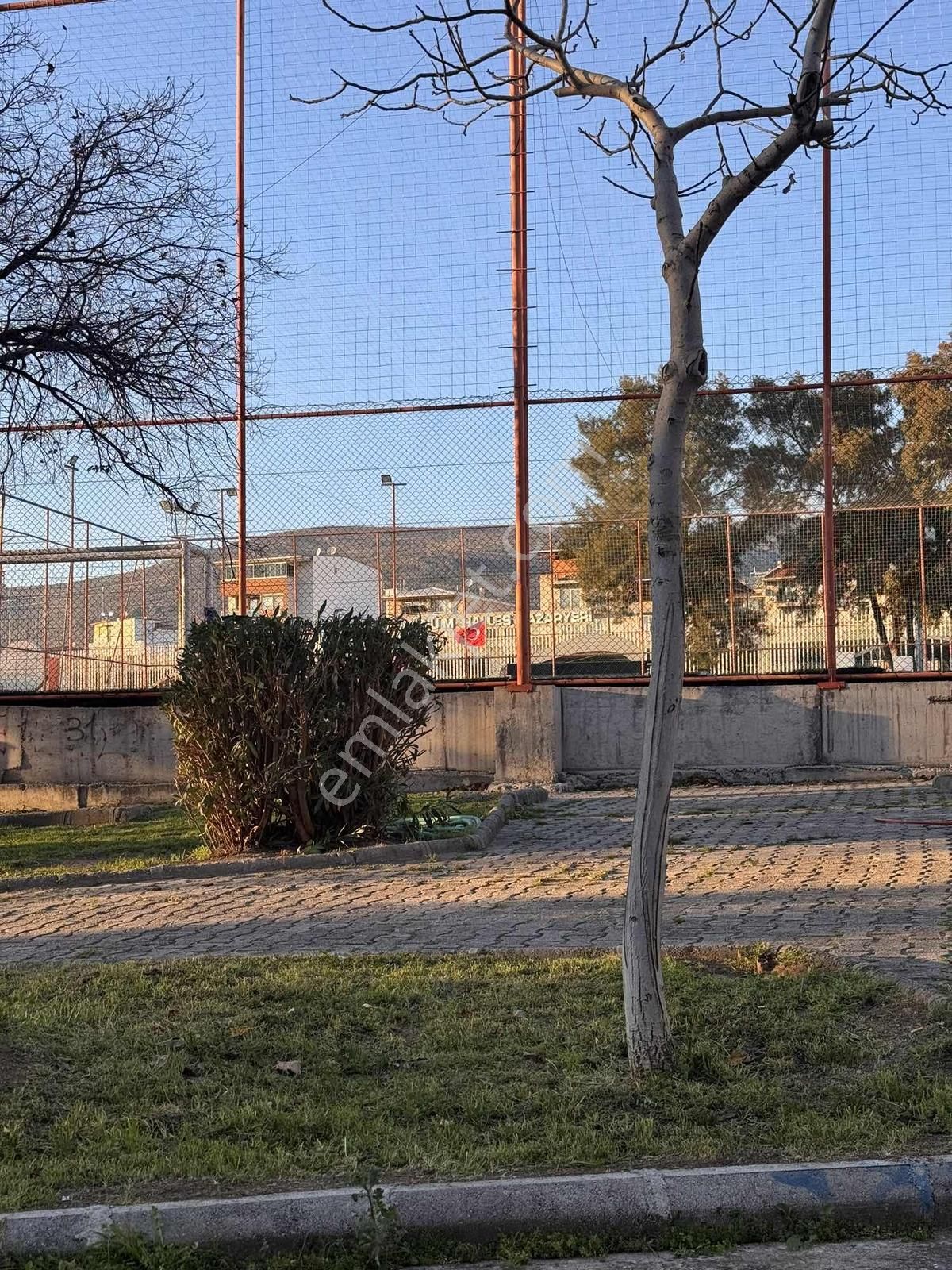 Bornova İnönü Mah 1+1 Eşyalı Daire - Görsel 5