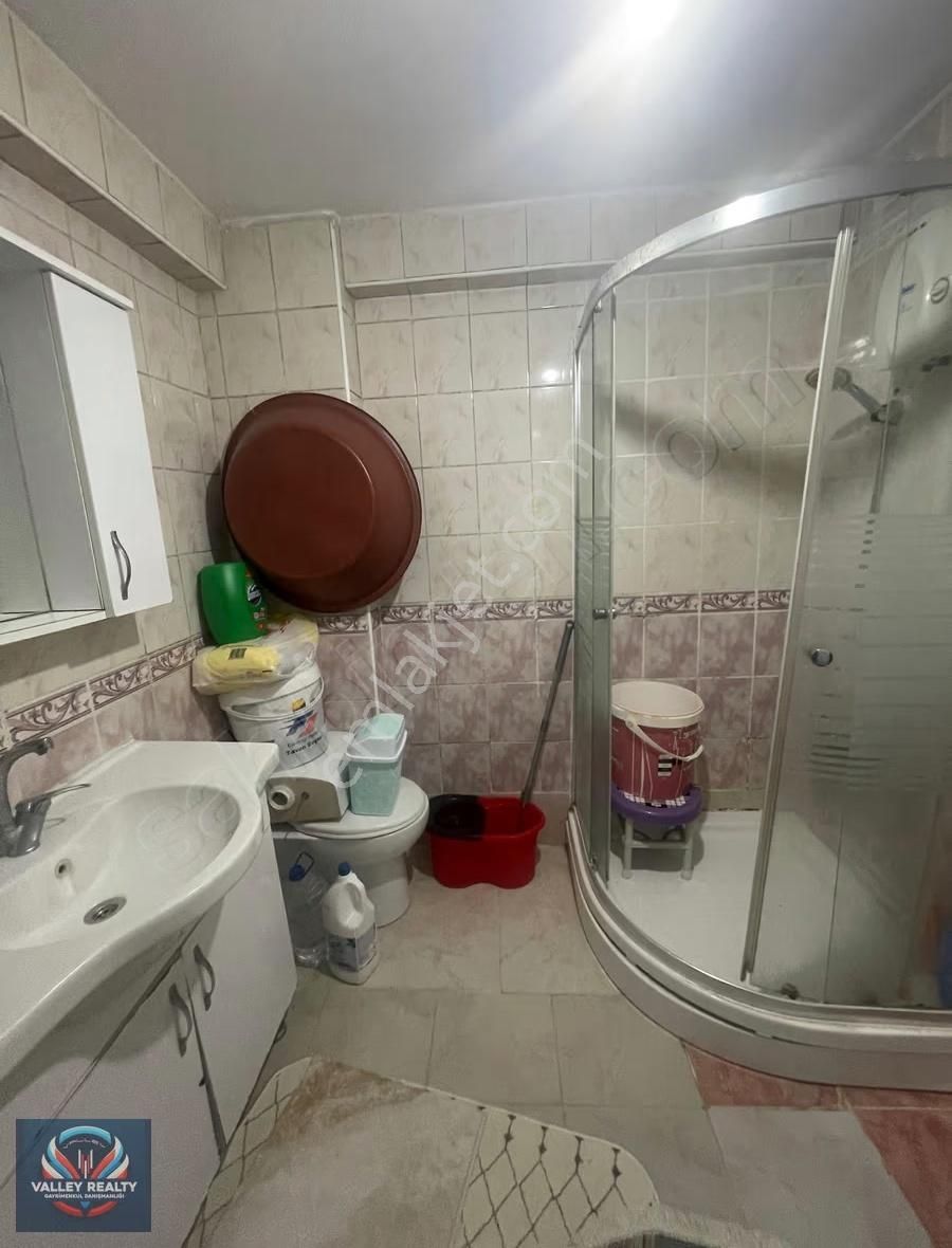 Valleyden Nusratiyede Yüksek Giriş Balkonlu 3+1 Satılık Daire! - Görsel 7