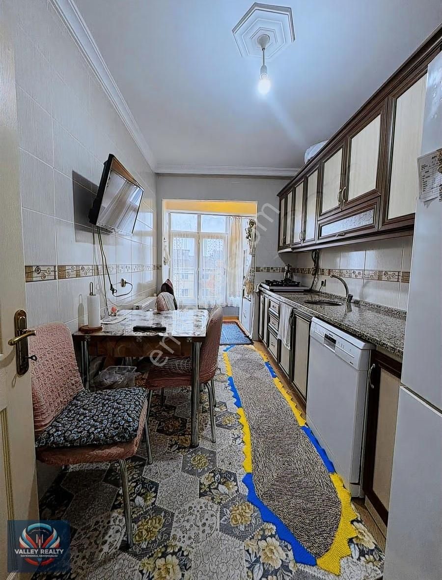 Valleyden Kemalettin Mah. Asansörlü,otoparklı 2+1 Satılık Daire - Görsel 5