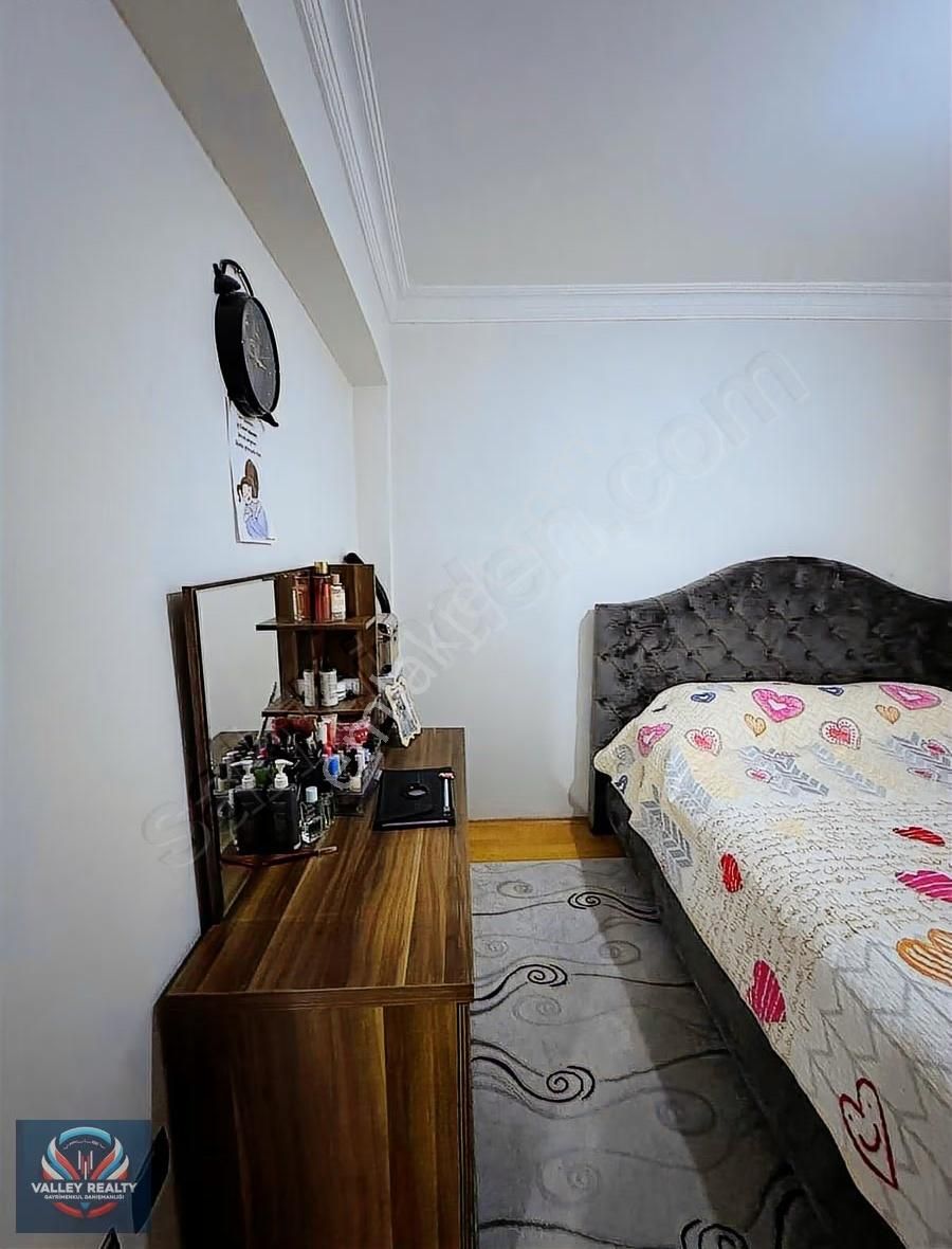 Valleyden Reşadiye Mah. Masrafsız, Asansörlü 3+1 Satılık Daire! - Görsel 23