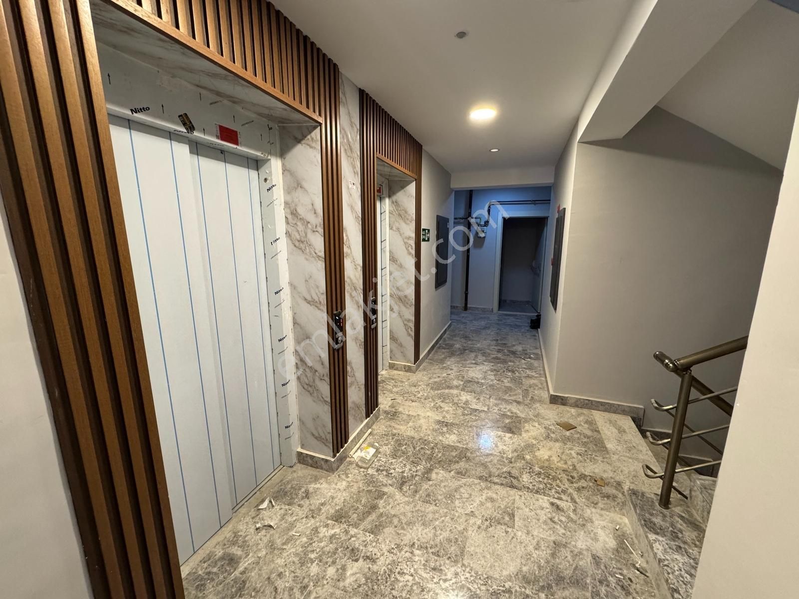 Silivri Yeni Mah. Merdan Plus 2+1 Ara Kat Peyzaj Cephe Satılık - Görsel 21