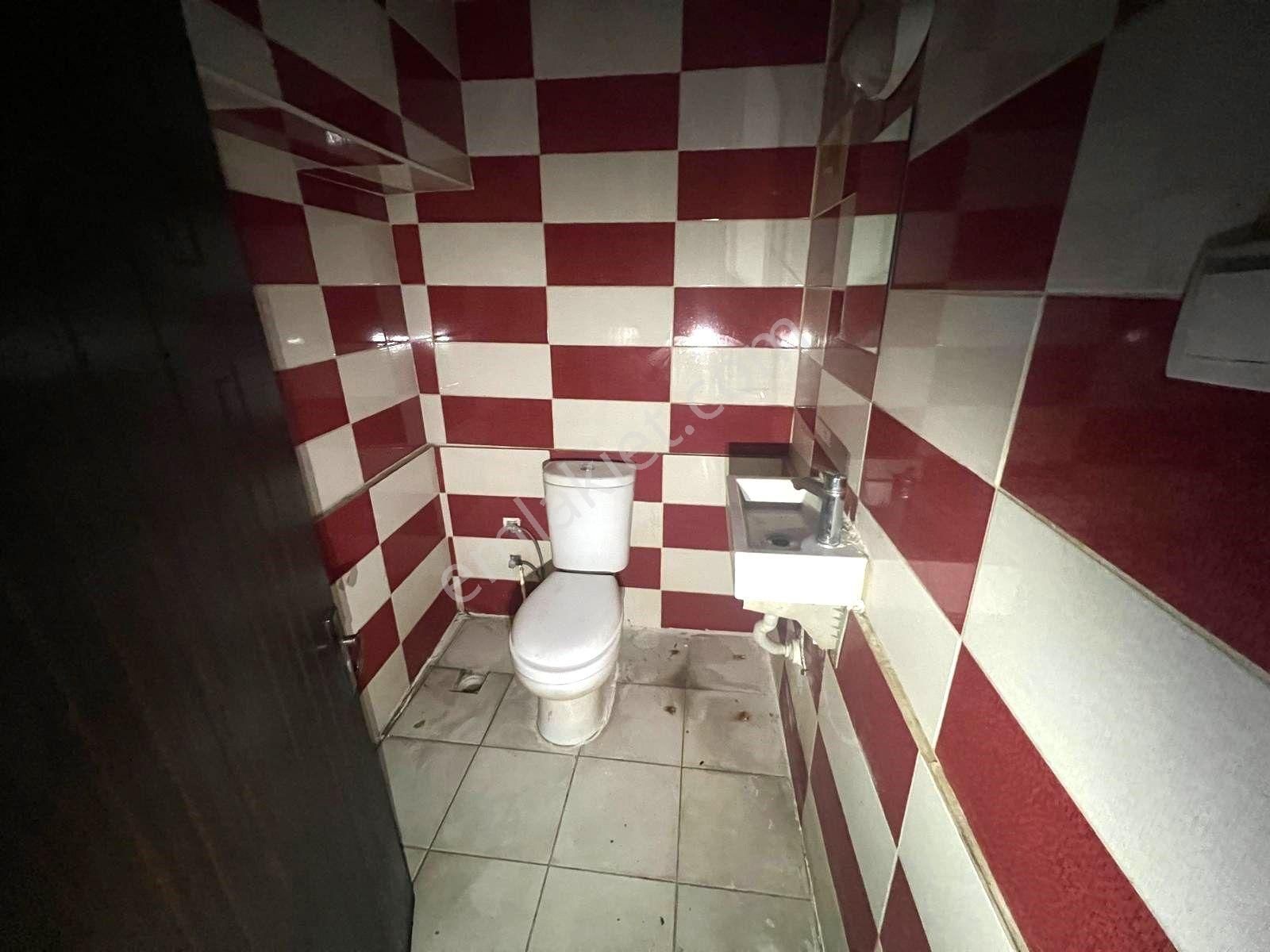 Seba'dan Kartaltepe Mh Halkalı Caddesine Çok Yakın Kiralık Dükkan 15m2 - Görsel 21