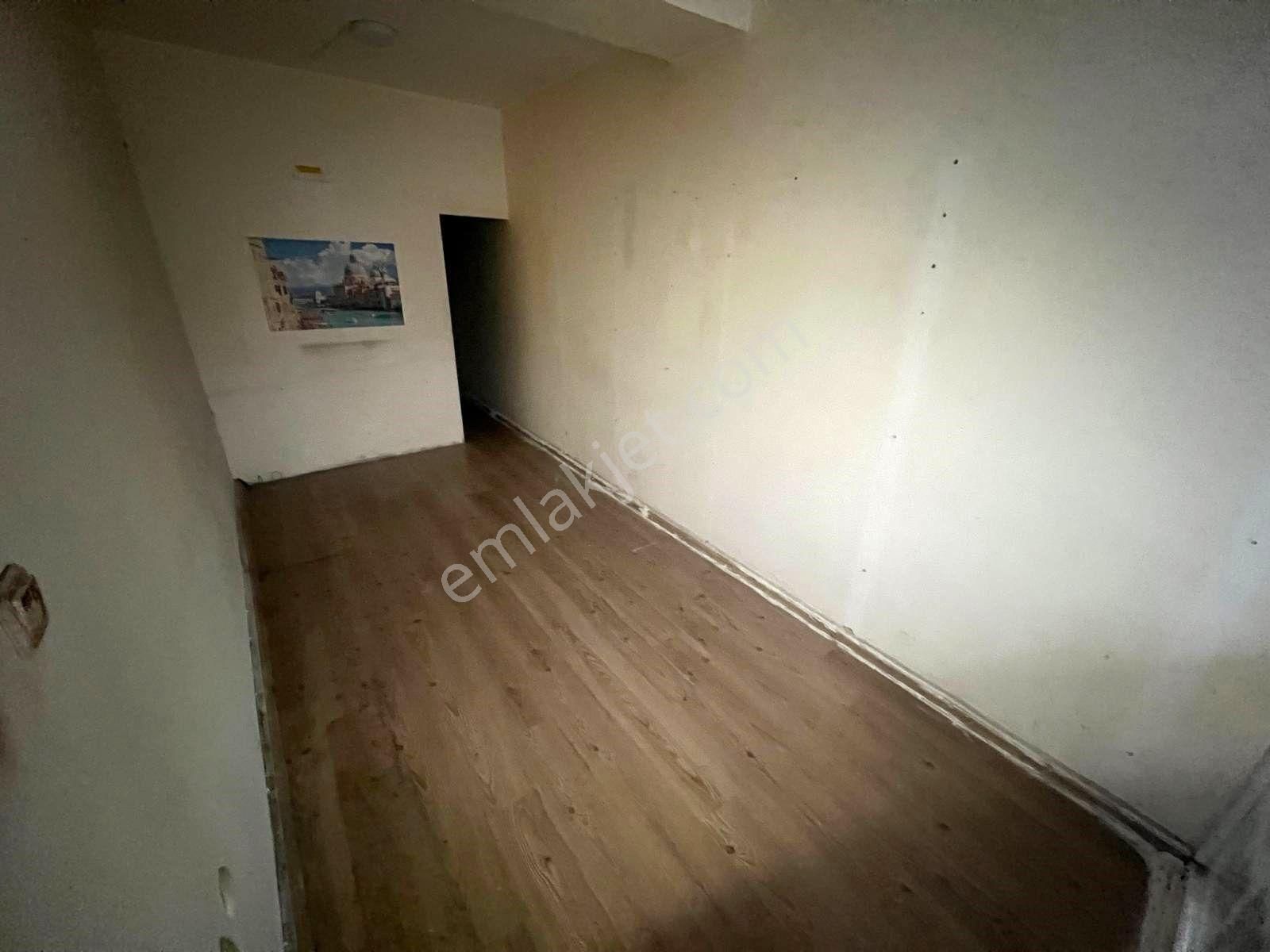 Seba'dan Kartaltepe Mh Halkalı Caddesine Çok Yakın Kiralık Dükkan 15m2 - Görsel 9