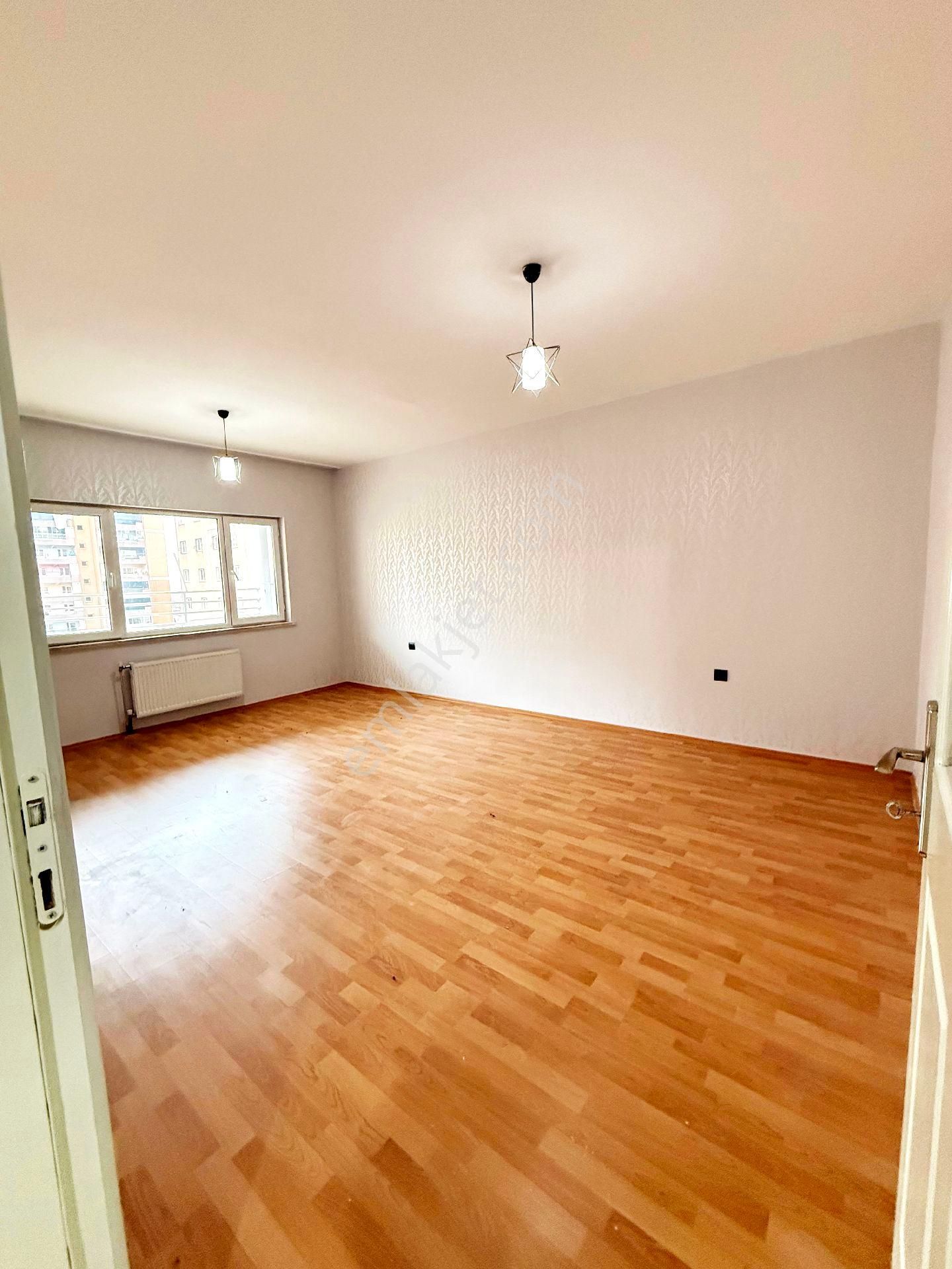 Seyrantepe Toki C Bloklarda 3+1 Satılık Daire - Görsel 2