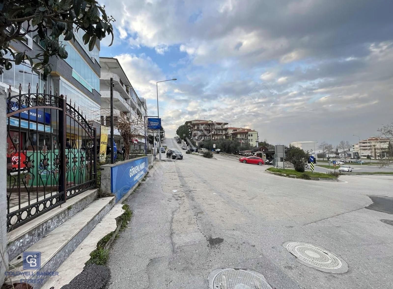 Mudanyada Panaromik Deniz Manzaralı Merkezi 3+1 Satılık Daire - Görsel 14