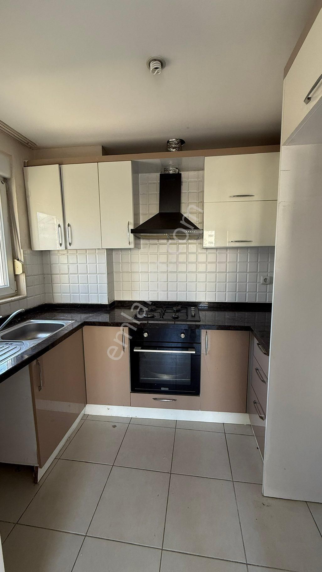 Kızıltoprak Kiralık 2+1 3 Cephe Arakat - Görsel 28