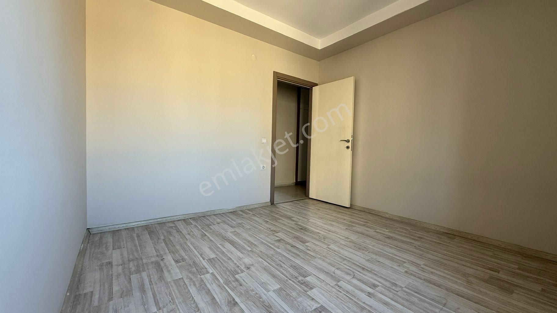 Kızıltoprak Kiralık 2+1 3 Cephe Arakat - Görsel 15