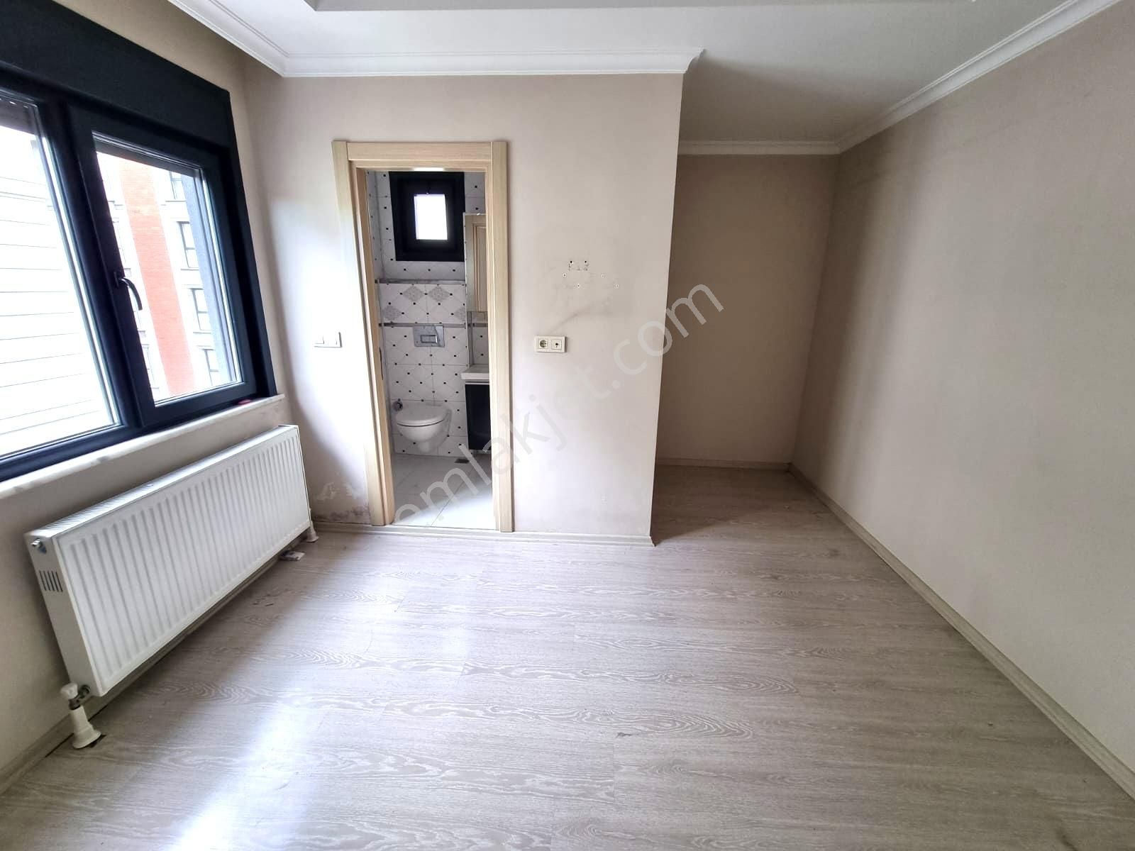 Tuzla Yayla Mahallesinde Geniş 3+1 Kiralık Daire - Görsel 21