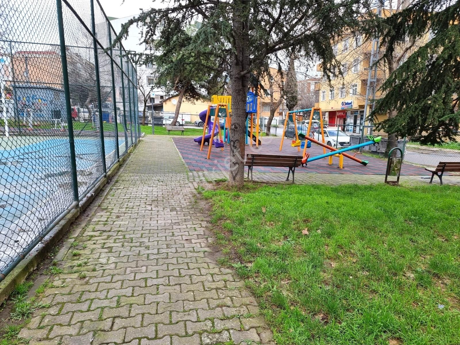 Tuzla Yayla Mahallesinde Geniş 3+1 Kiralık Daire - Görsel 15