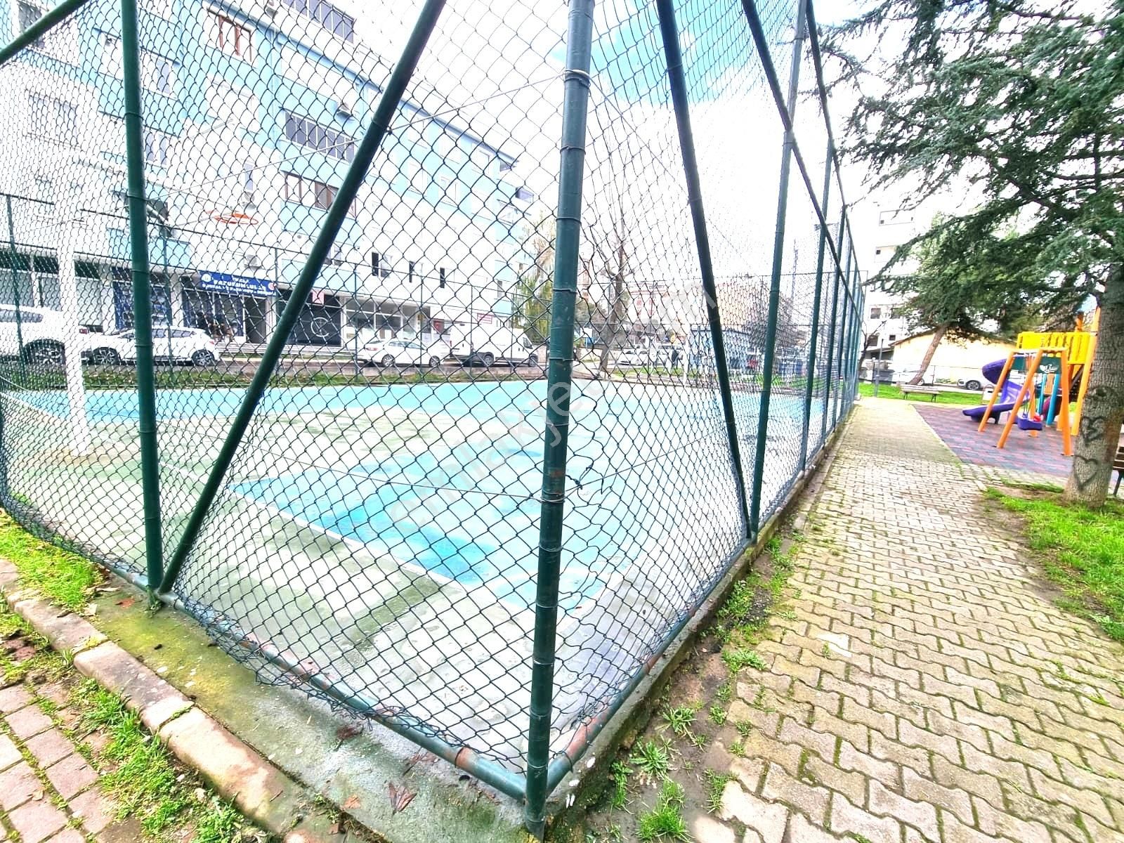 Tuzla Yayla Mahallesinde Geniş 3+1 Kiralık Daire - Görsel 16