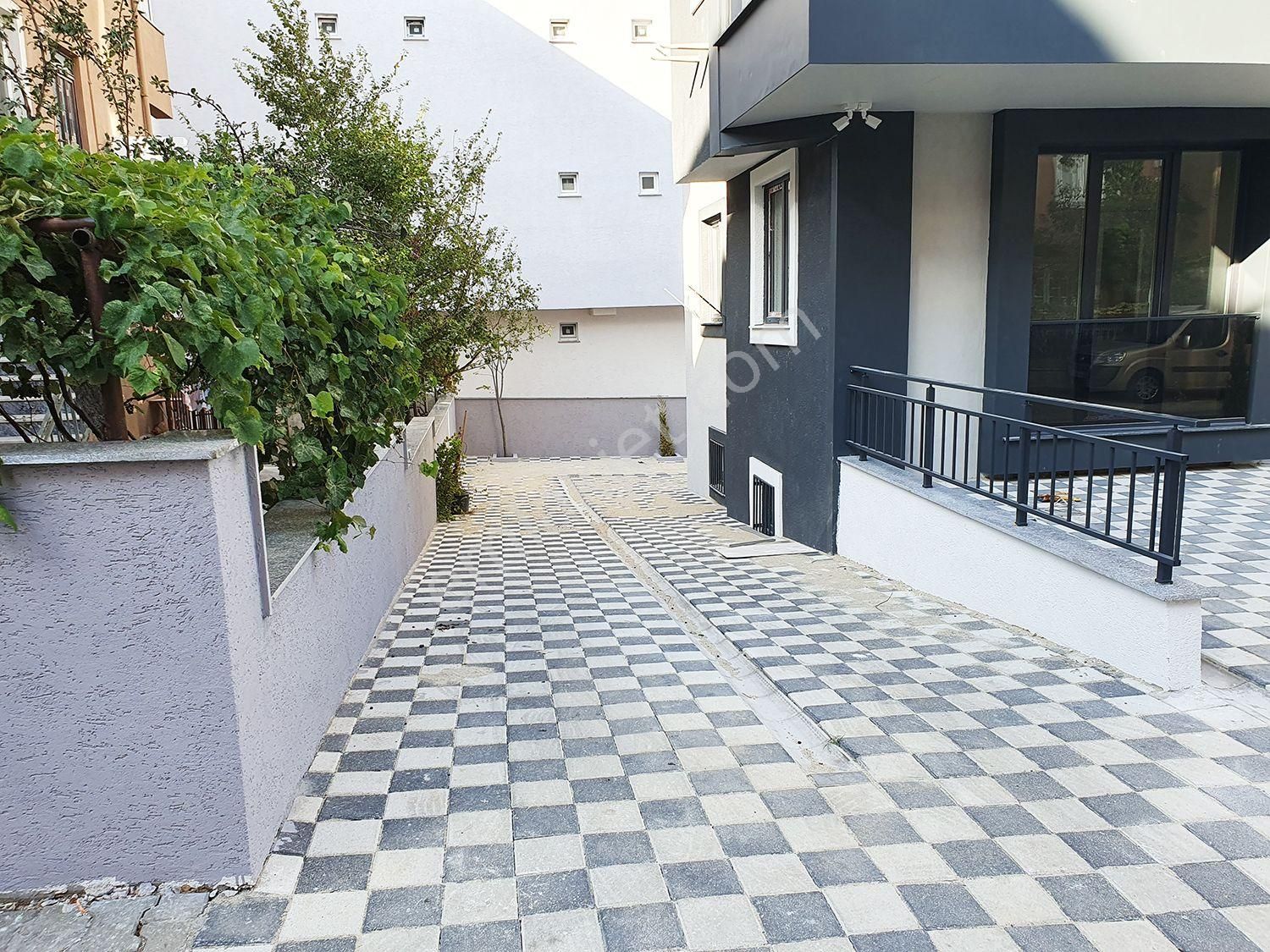 Ümraniye Necip Fazılda Kapalı Mutfak 1+1 Kiralık Daire - Görsel 24