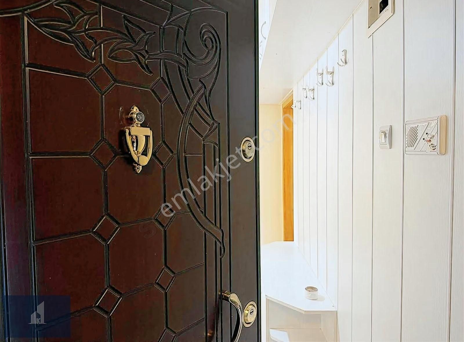 Kadir Dikici'den Anadolu Caddesinde Satılık Geniş 3+1 Daire - Görsel 17